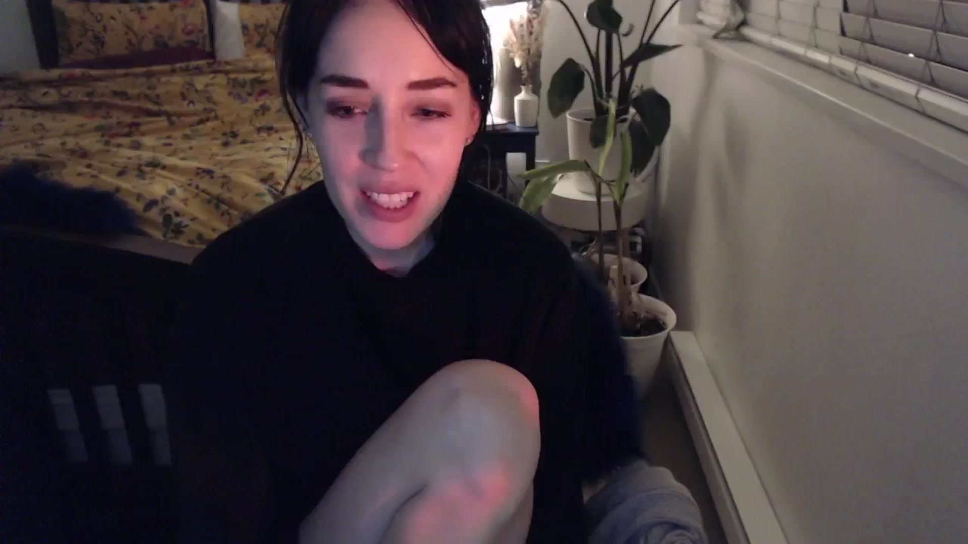 Gallery image thumbnail from AAAAAGHHHHHHH's myfreecams stream on, 02/01/2024, 06:12 image 3 of 20