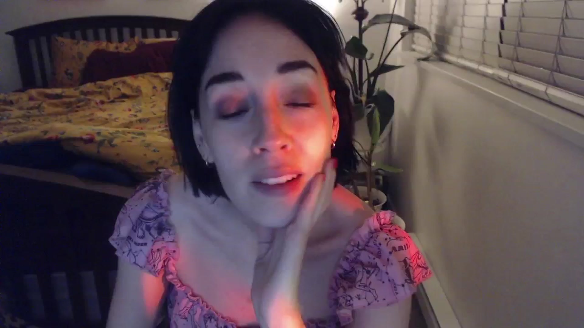 Gallery image thumbnail from AAAAAGHHHHHHH's myfreecams stream on, 02/26/2024, 05:56 image 13 of 20