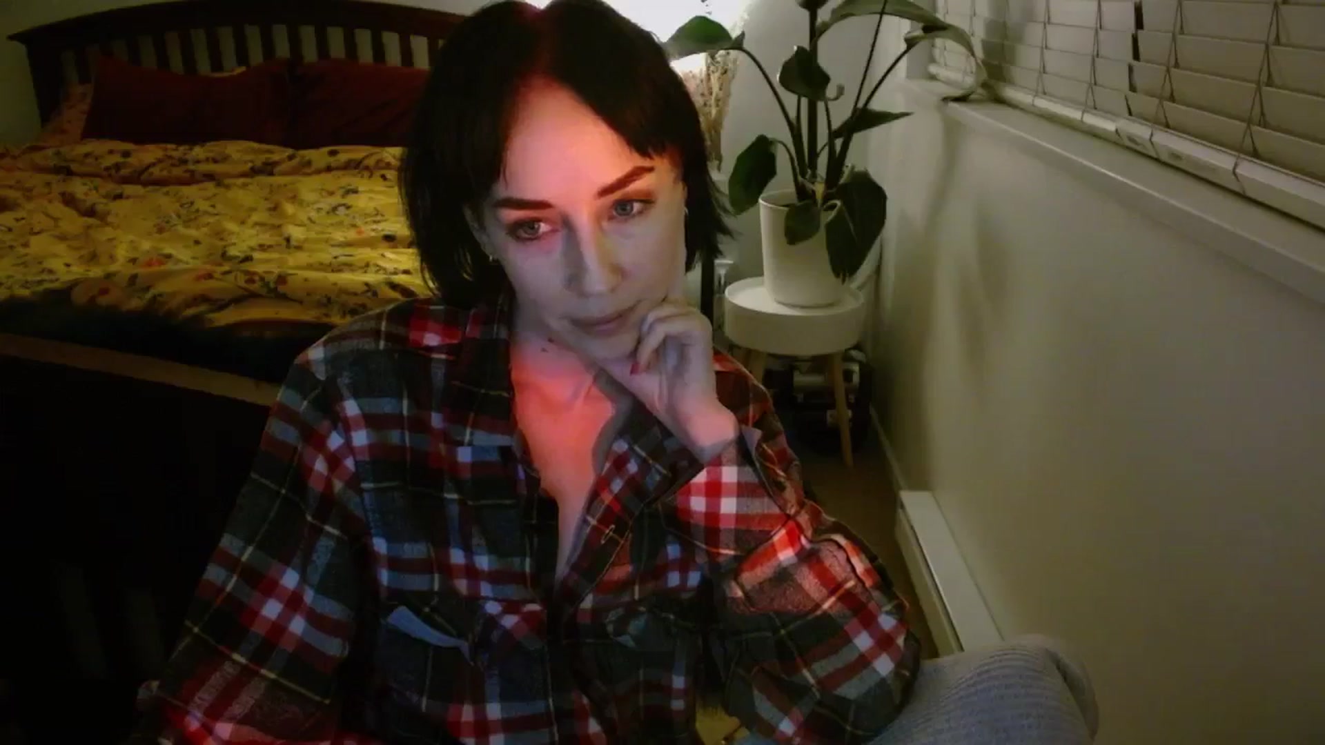 Gallery image thumbnail from AAAAAGHHHHHHH's myfreecams stream on, 03/12/2024, 04:55 image 17 of 20