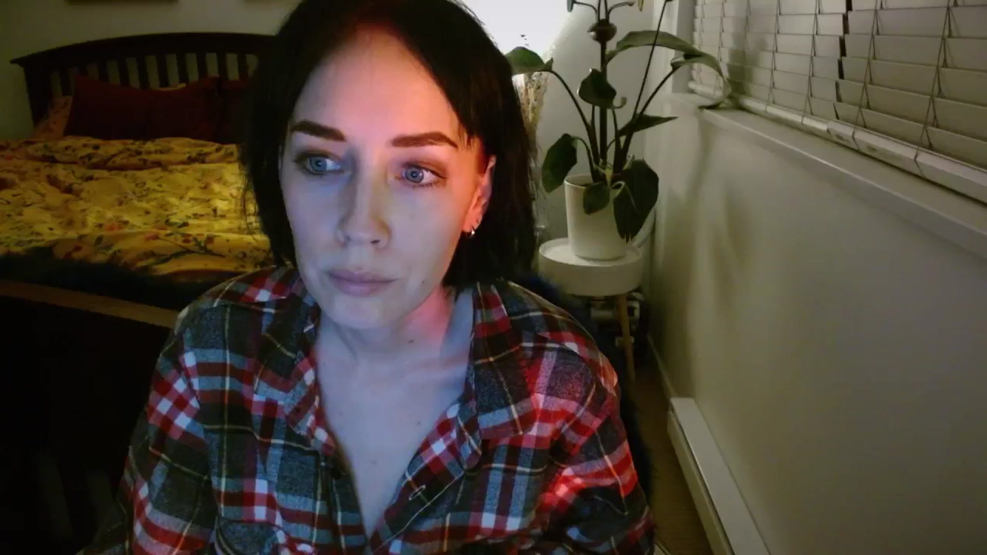 Gallery image thumbnail from AAAAAGHHHHHHH's myfreecams stream on, 03/12/2024, 04:55 image 14 of 20