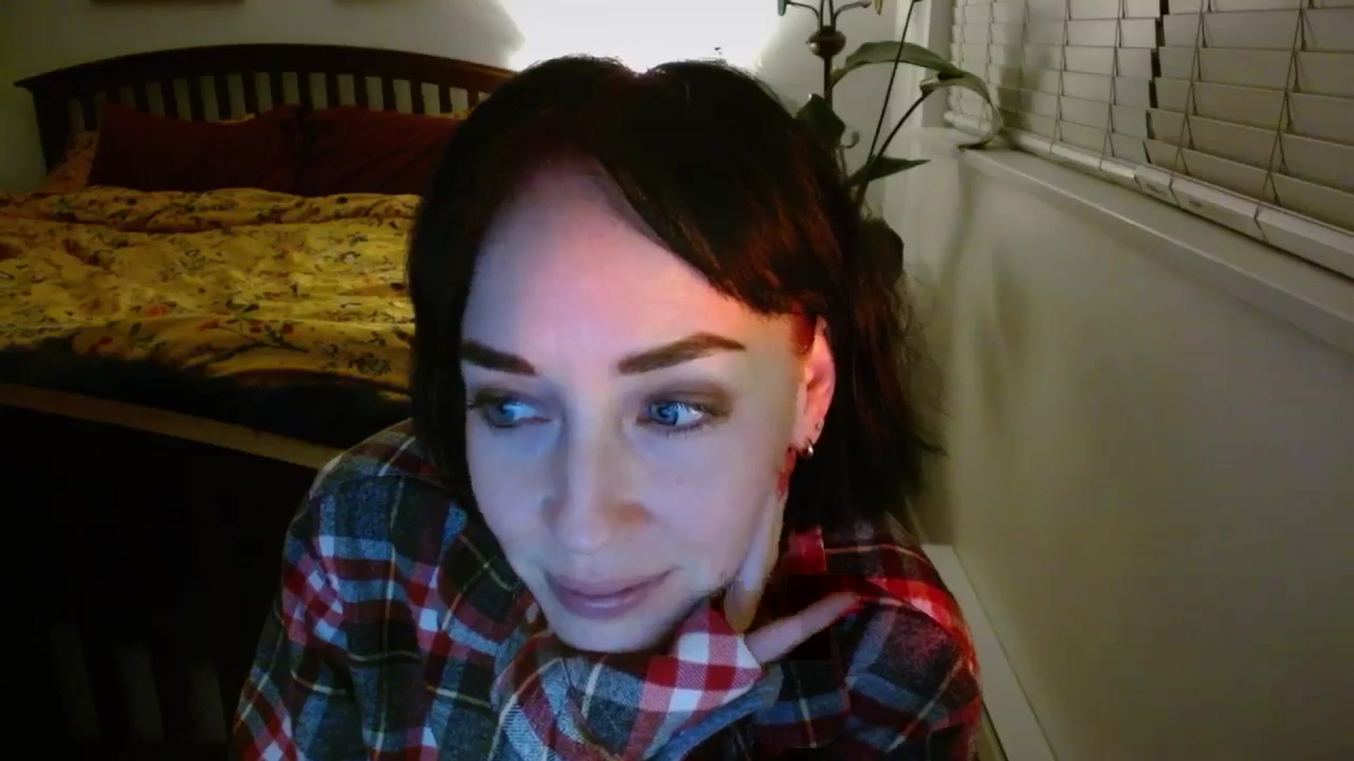 Gallery image thumbnail from AAAAAGHHHHHHH's myfreecams stream on, 03/12/2024, 04:55 image 12 of 20