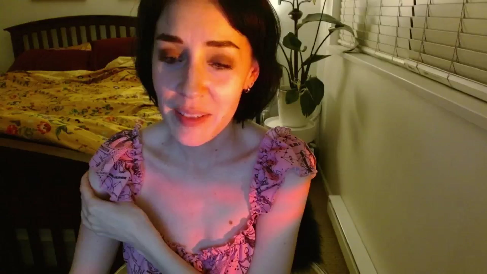 Gallery image thumbnail from AAAAAGHHHHHHH's myfreecams stream on, 03/18/2024, 04:49 image 5 of 20