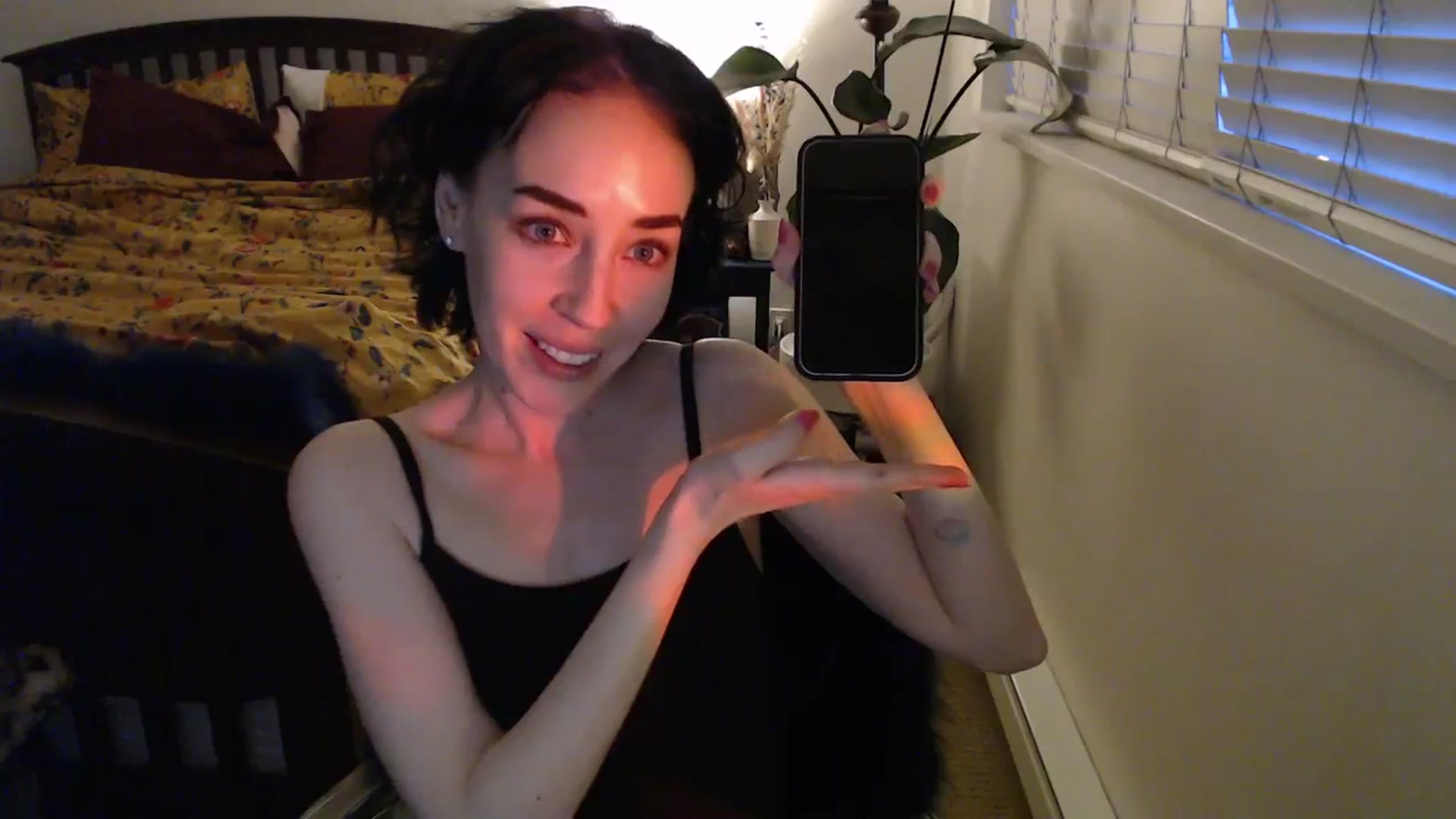 Gallery image thumbnail from AAAAAGHHHHHHH's myfreecams stream on, 04/08/2024, 03:41 image 12 of 20