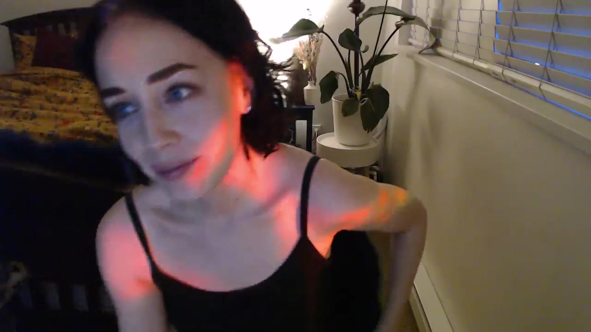Gallery image thumbnail from AAAAAGHHHHHHH's myfreecams stream on, 04/08/2024, 03:41 image 14 of 20