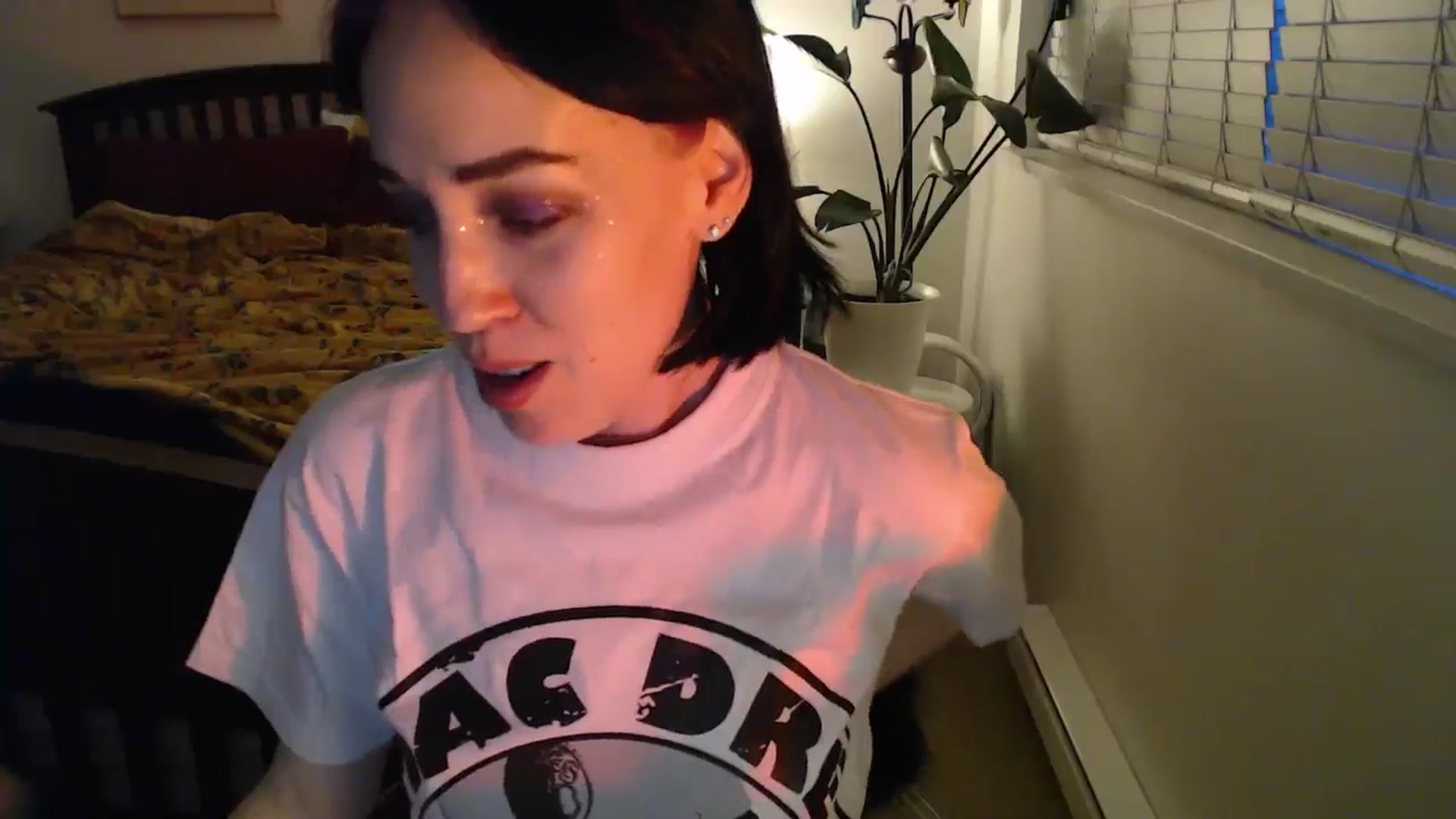 Gallery image thumbnail from AAAAAGHHHHHHH's myfreecams stream on, 05/06/2024, 04:37 image 8 of 20