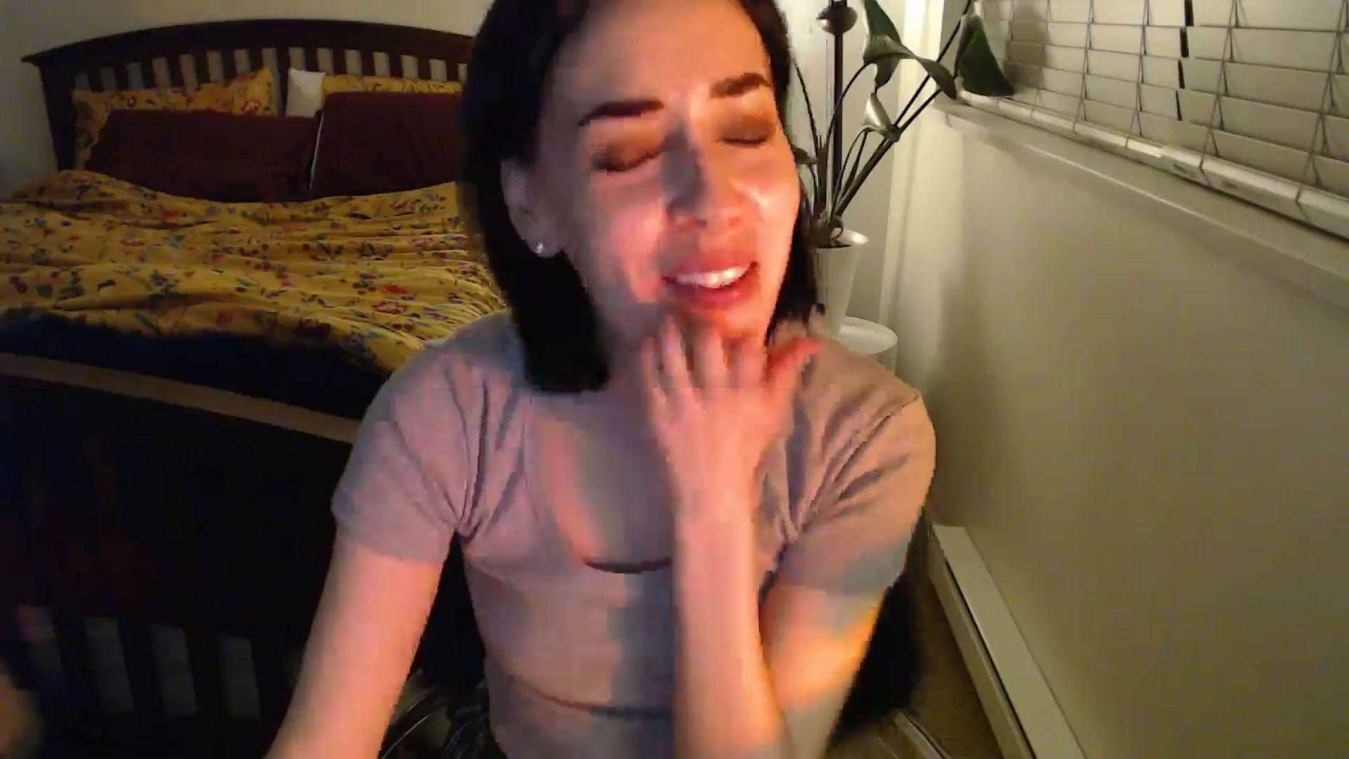 Gallery image thumbnail from AAAAAGHHHHHHH's myfreecams stream on, 05/13/2024, 04:56 image 13 of 20