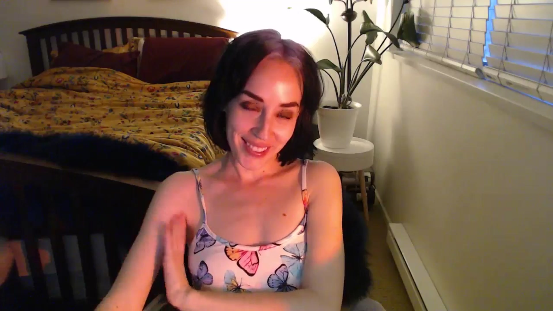 Gallery image thumbnail from AAAAAGHHHHHHH's myfreecams stream on, 05/31/2024, 04:44 image 4 of 20