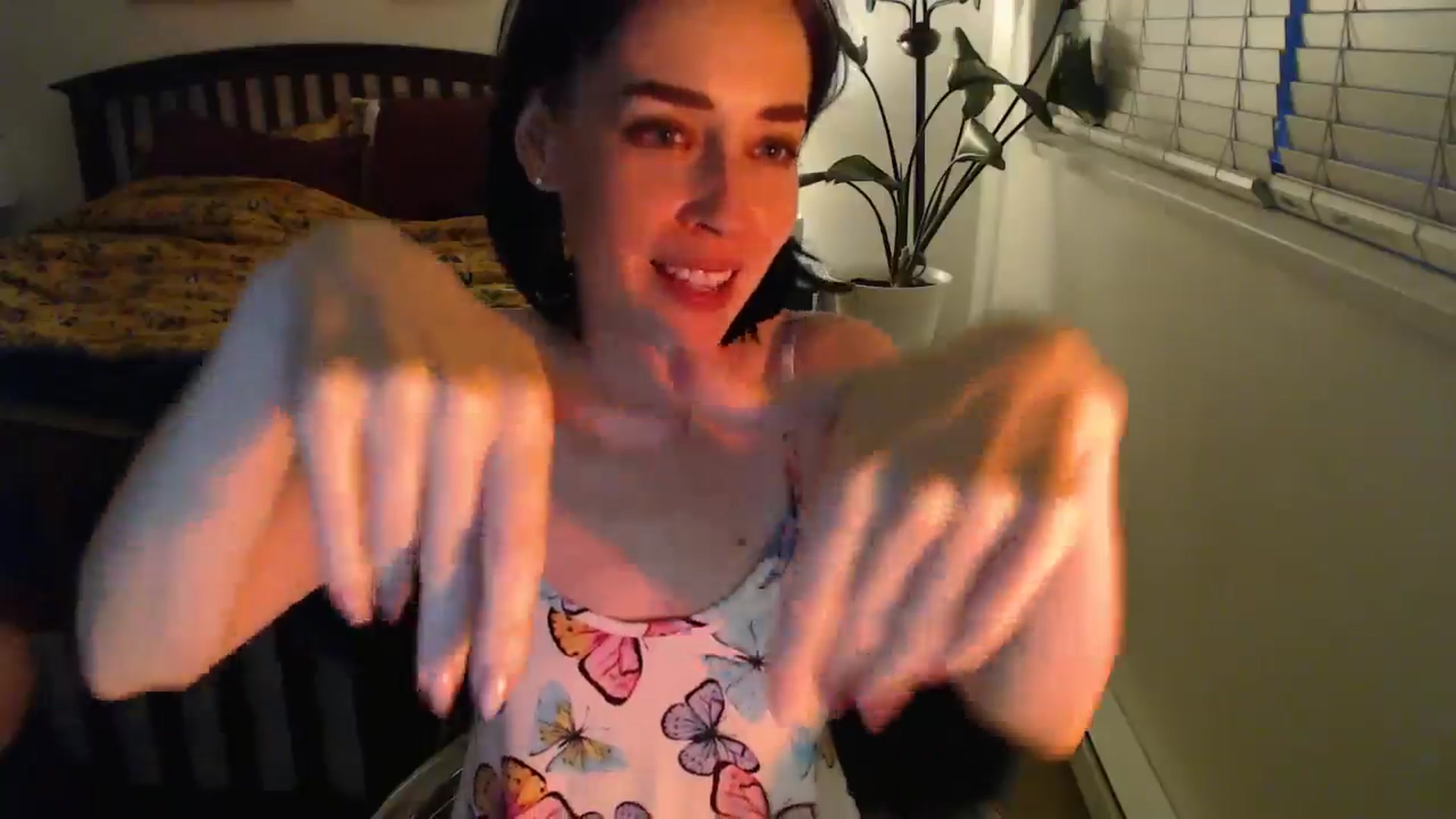 Gallery image thumbnail from AAAAAGHHHHHHH's myfreecams stream on, 05/31/2024, 04:44 image 18 of 20
