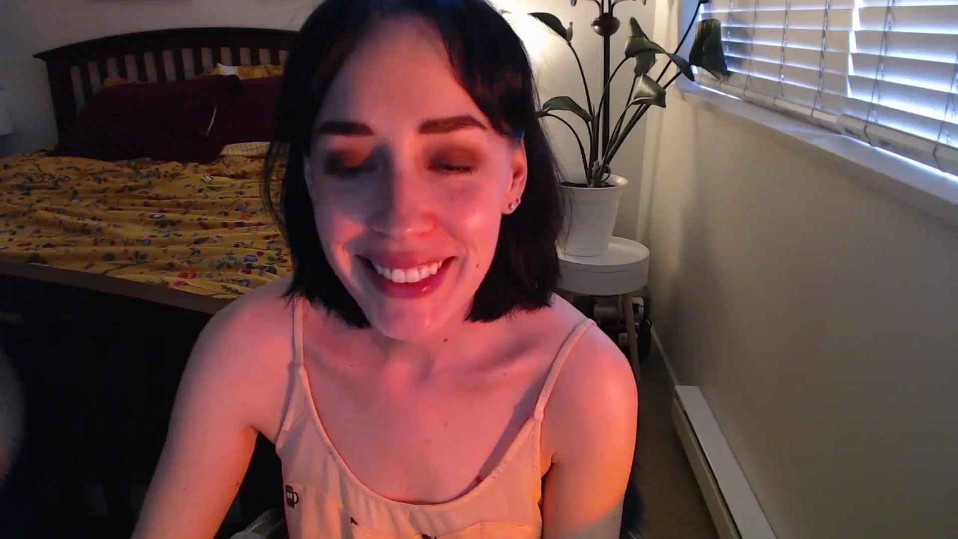 Gallery image thumbnail from AAAAAGHHHHHHH's myfreecams stream on, 06/02/2024, 02:53 image 14 of 20