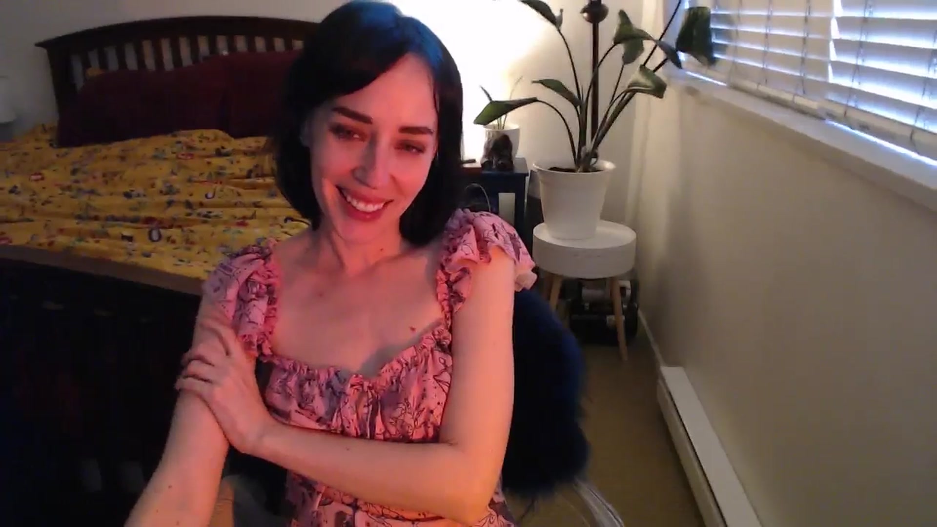 Gallery image thumbnail from AAAAAGHHHHHHH's myfreecams stream on, 06/08/2024, 04:32 image 16 of 20