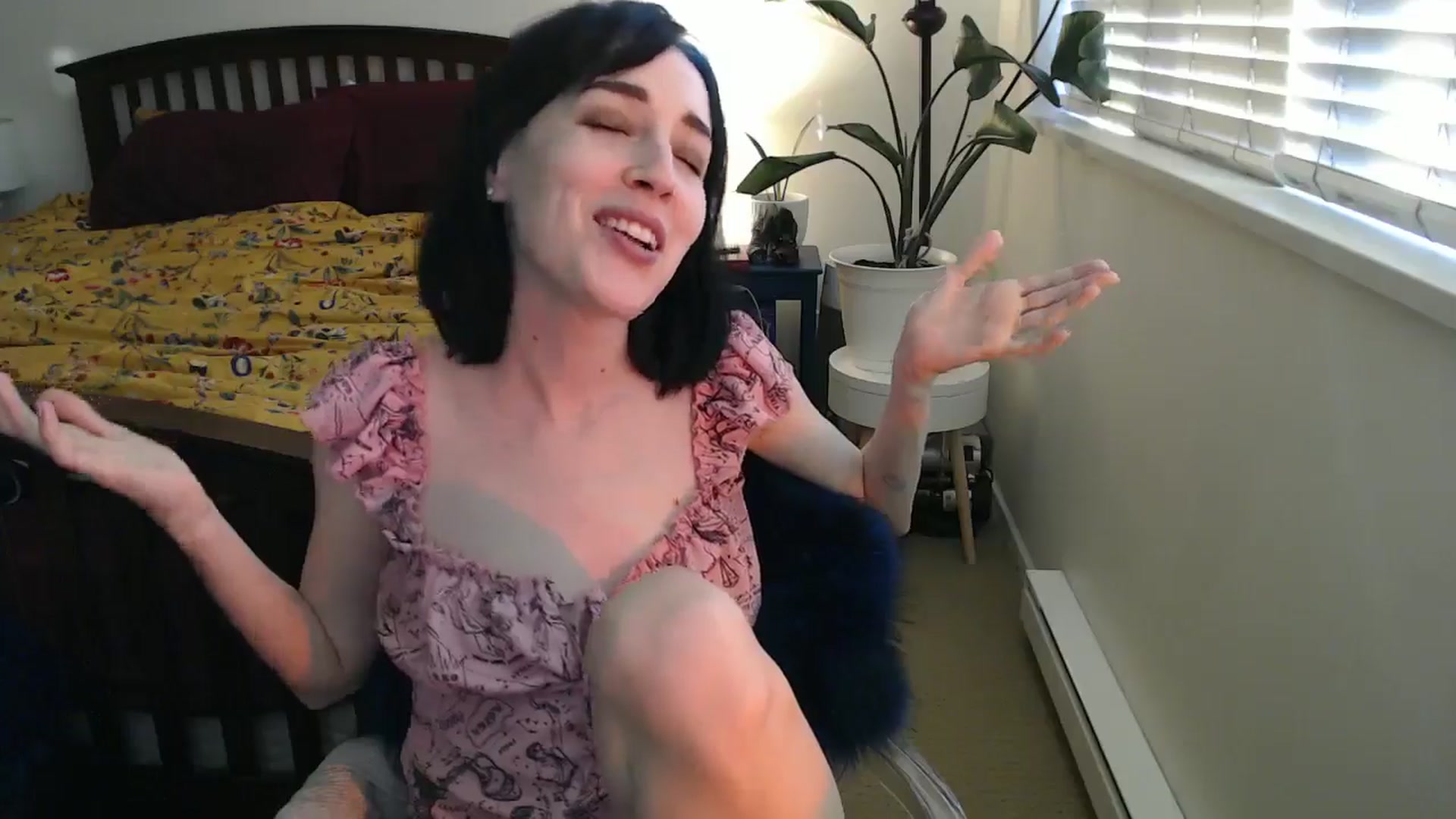 Gallery image thumbnail from AAAAAGHHHHHHH's myfreecams stream on, 06/08/2024, 04:32 image 13 of 20