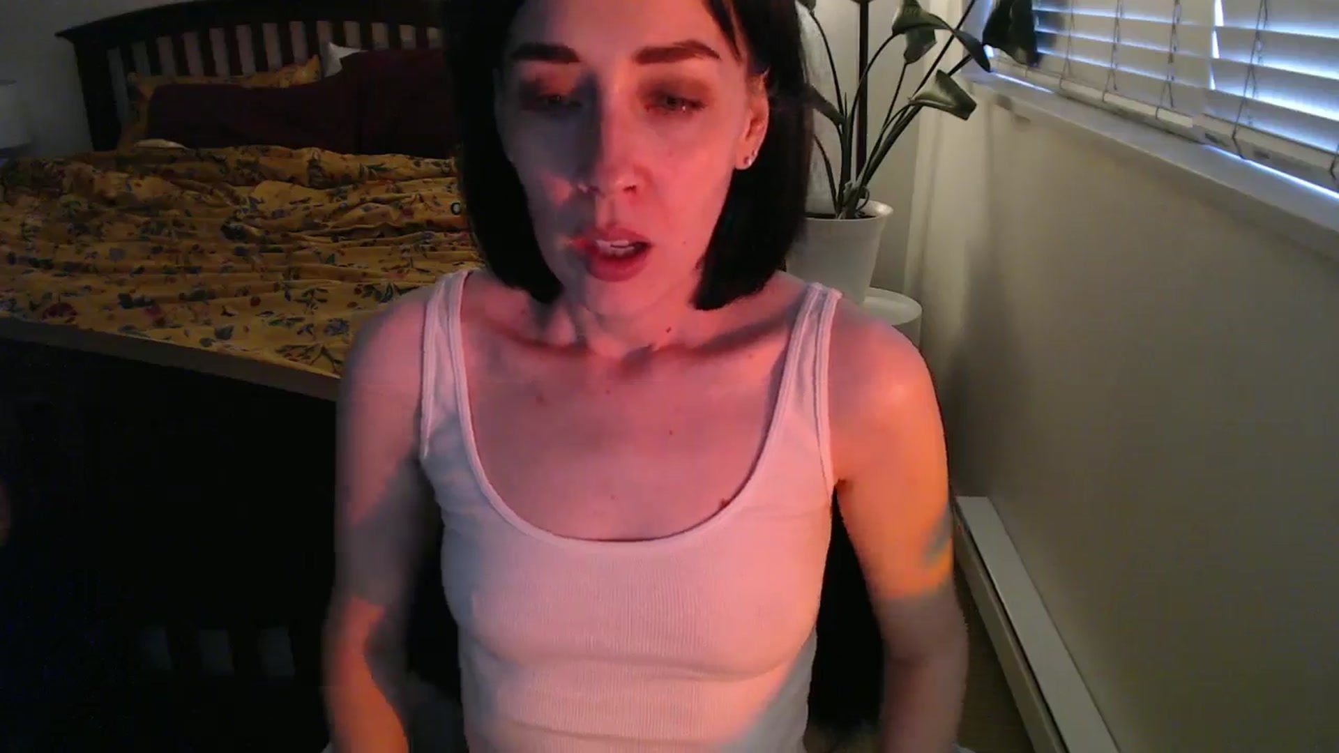 Gallery image thumbnail from AAAAAGHHHHHHH's myfreecams stream on, 06/09/2024, 04:35 image 13 of 20