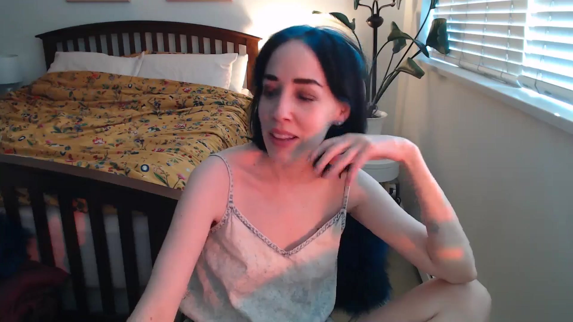 Gallery image thumbnail from AAAAAGHHHHHHH's myfreecams stream on, 06/10/2024, 04:10 image 3 of 20