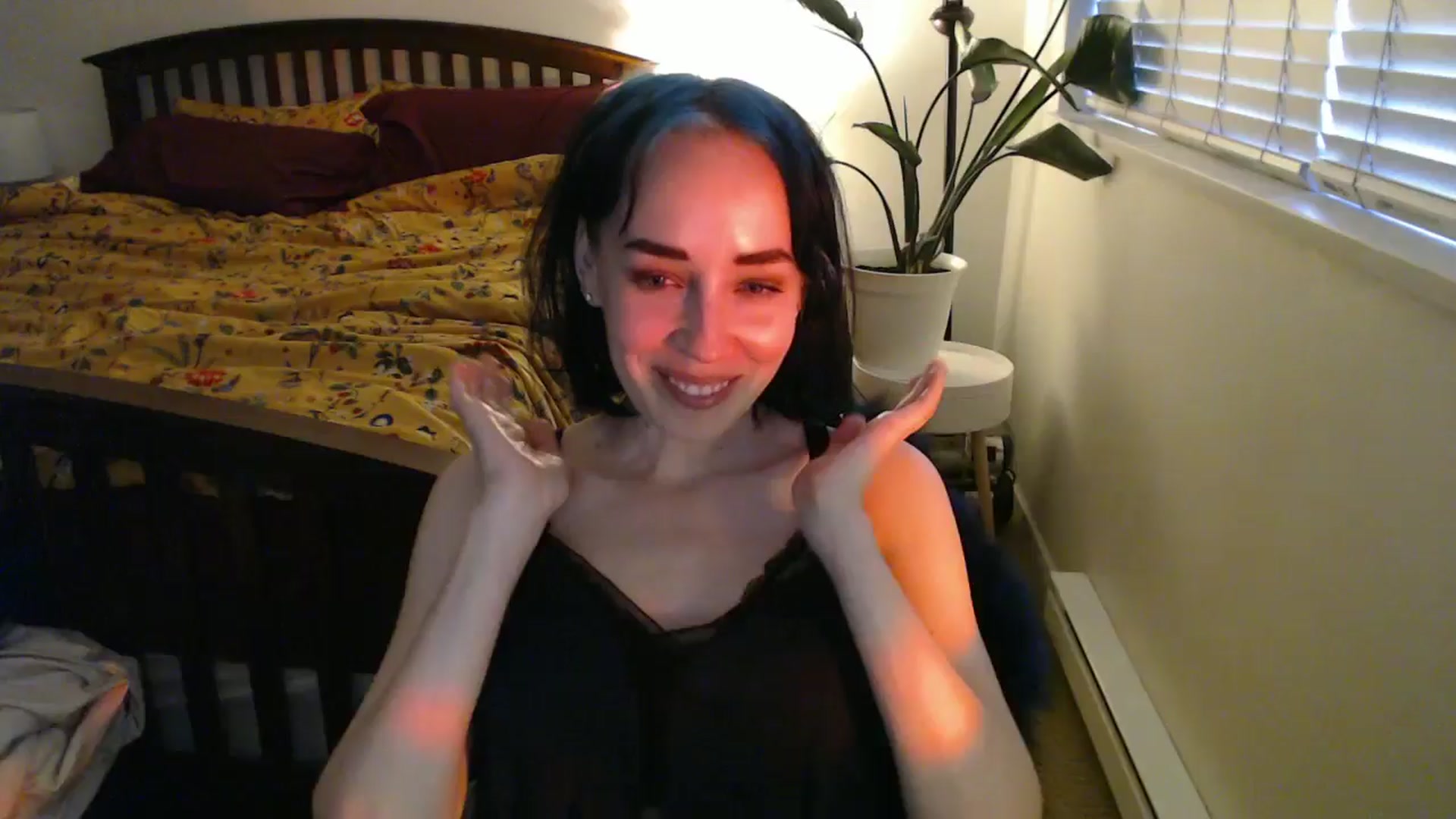 Gallery image thumbnail from AAAAAGHHHHHHH's myfreecams stream on, 06/20/2024, 04:52 image 17 of 20