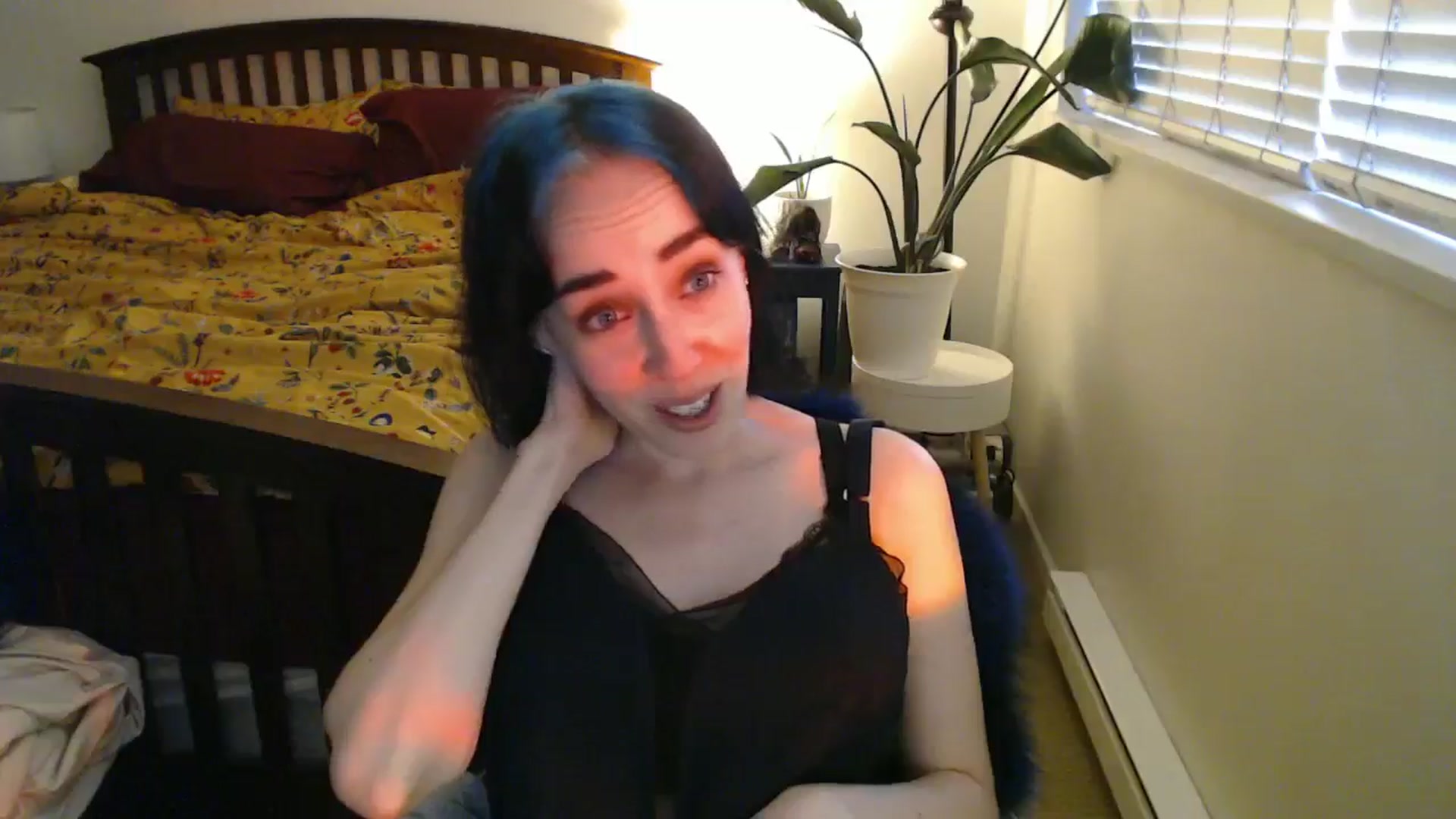Gallery image thumbnail from AAAAAGHHHHHHH's myfreecams stream on, 06/20/2024, 04:52 image 15 of 20