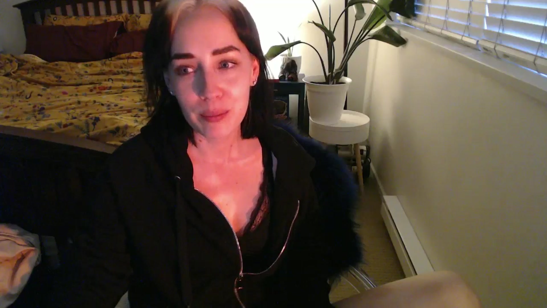 Gallery image thumbnail from AAAAAGHHHHHHH's myfreecams stream on, 06/27/2024, 04:36 image 12 of 20