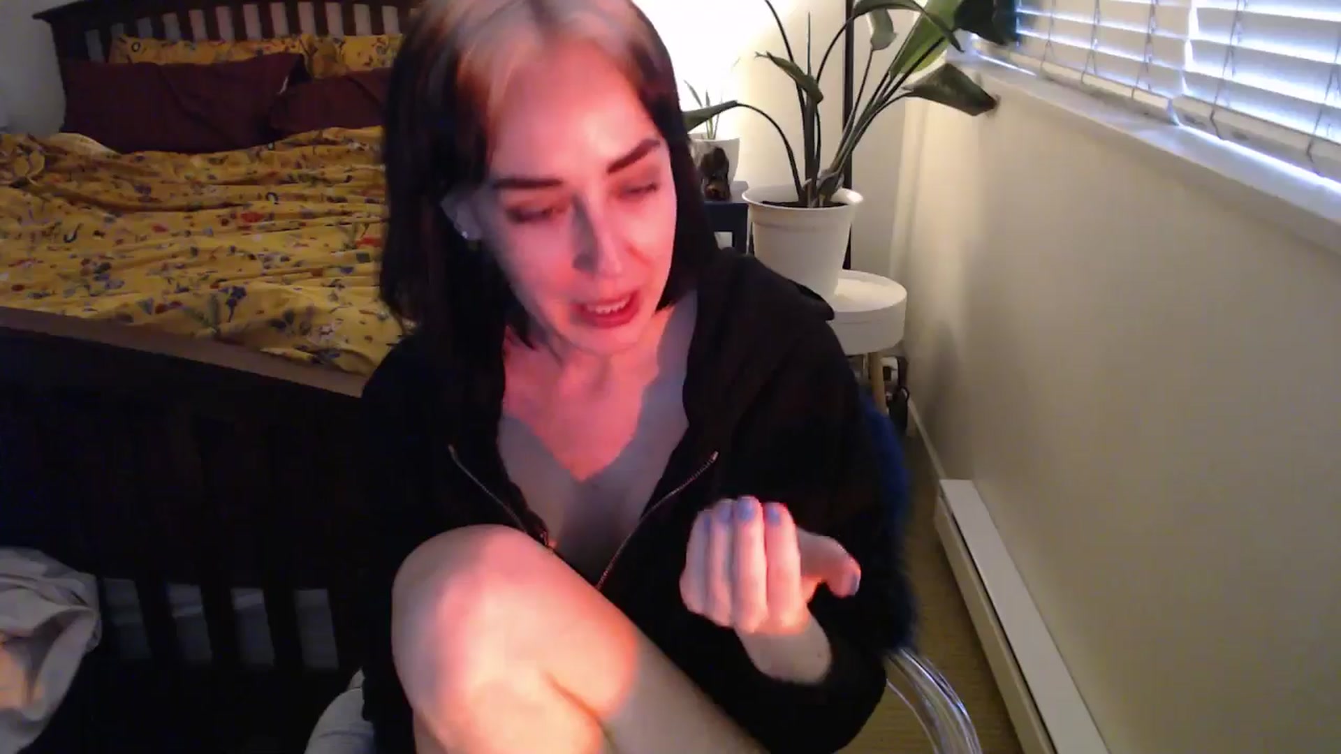 Gallery image thumbnail from AAAAAGHHHHHHH's myfreecams stream on, 06/27/2024, 04:36 image 3 of 20