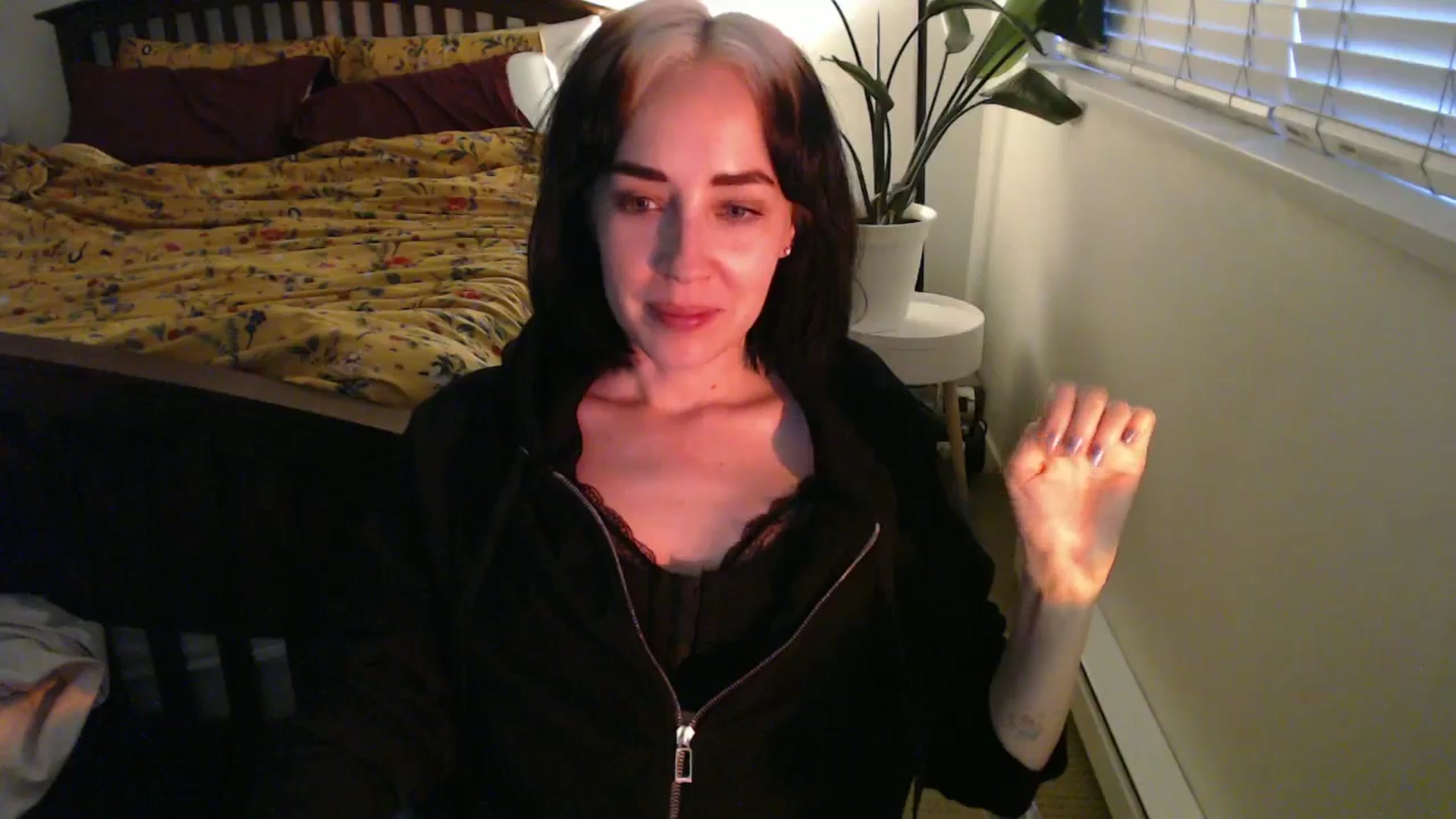 Gallery image thumbnail from AAAAAGHHHHHHH's myfreecams stream on, 06/27/2024, 04:36 image 10 of 20