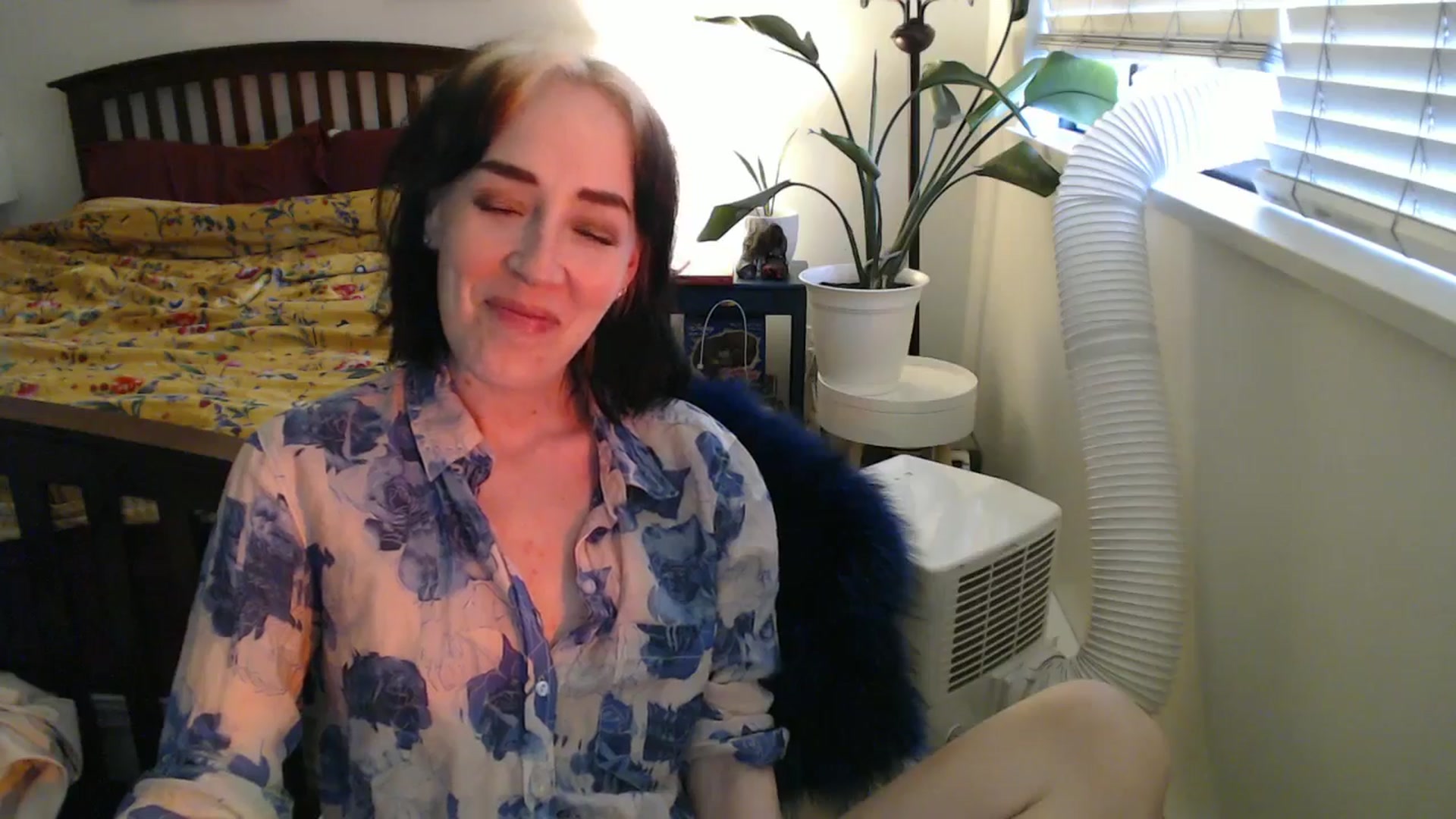 Gallery image thumbnail from AAAAAGHHHHHHH's myfreecams stream on, 07/06/2024, 05:32 image 13 of 20