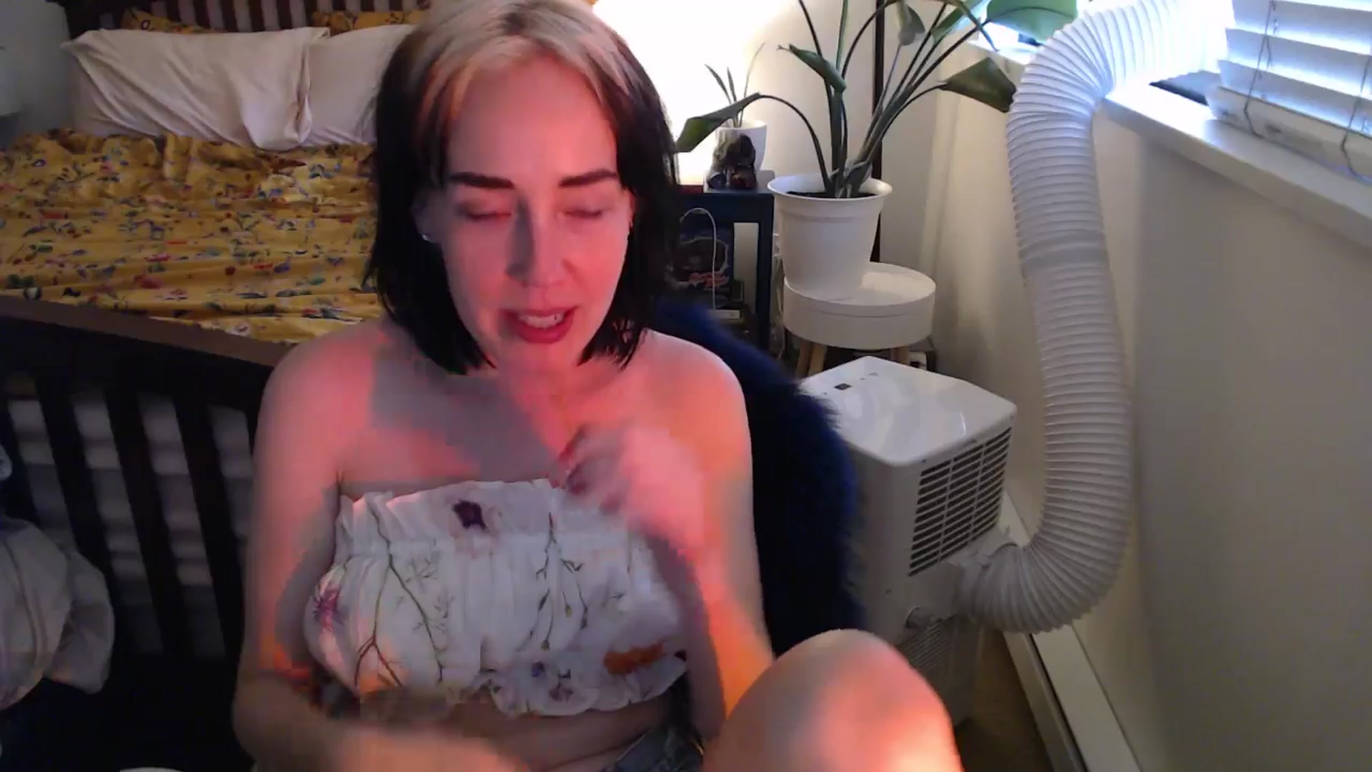 Gallery image thumbnail from AAAAAGHHHHHHH's myfreecams stream on, 07/08/2024, 04:06 image 4 of 20
