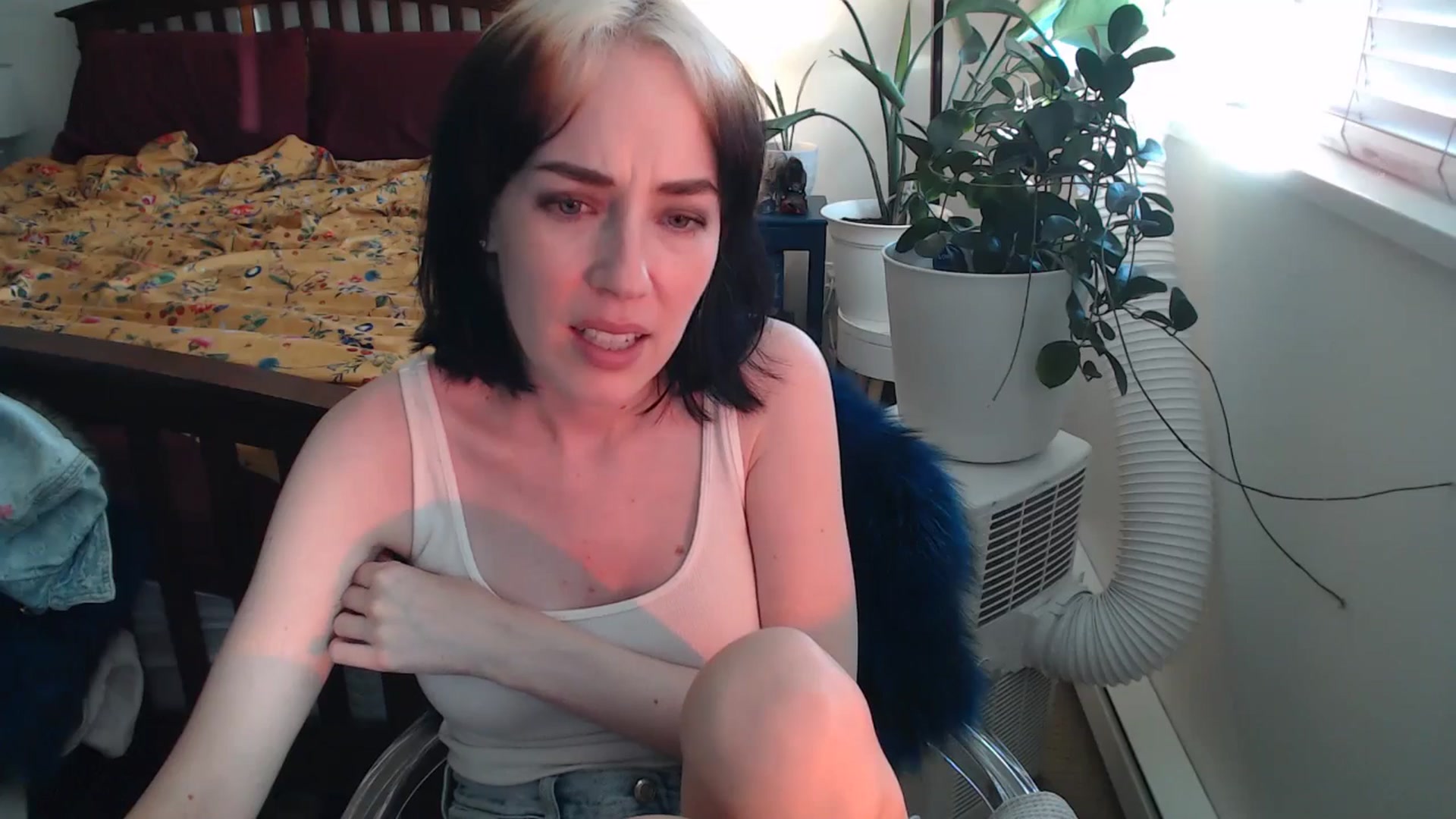 Gallery image thumbnail from AAAAAGHHHHHHH's myfreecams stream on, 07/13/2024, 04:27 image 12 of 20