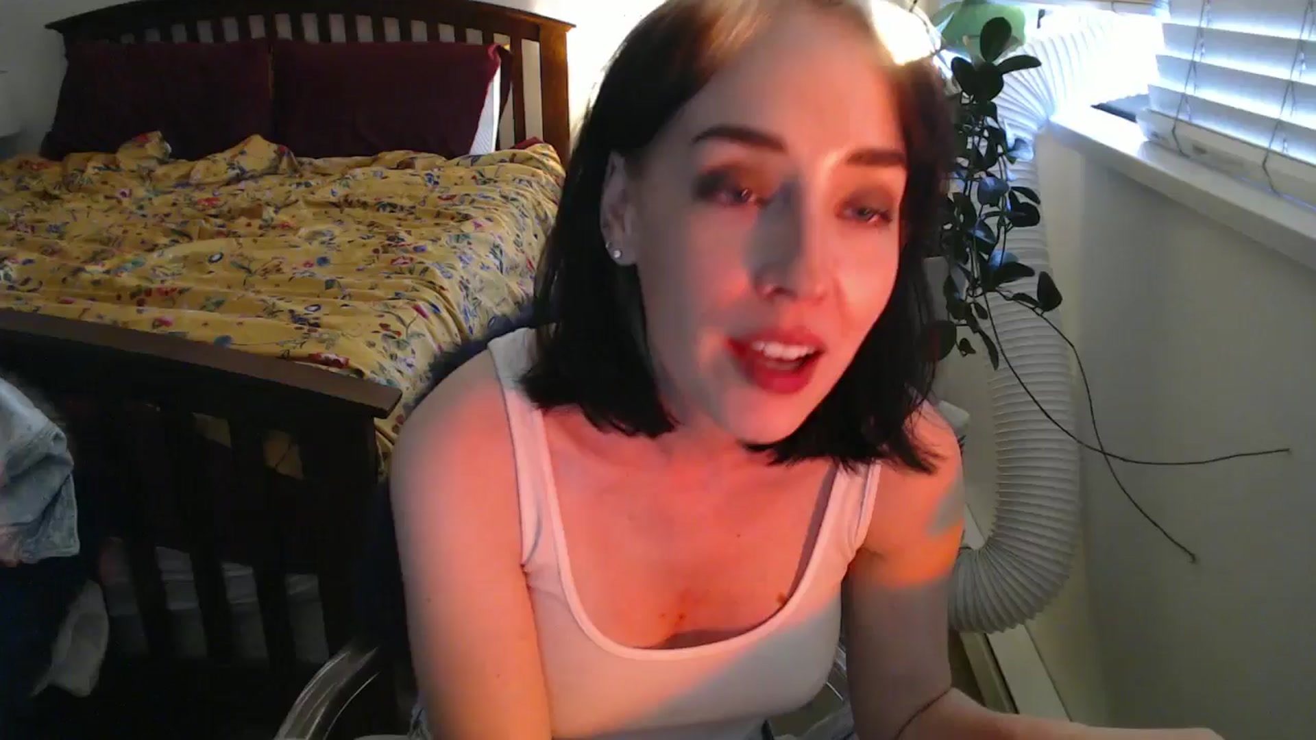 Gallery image thumbnail from AAAAAGHHHHHHH's myfreecams stream on, 07/13/2024, 04:27 image 16 of 20