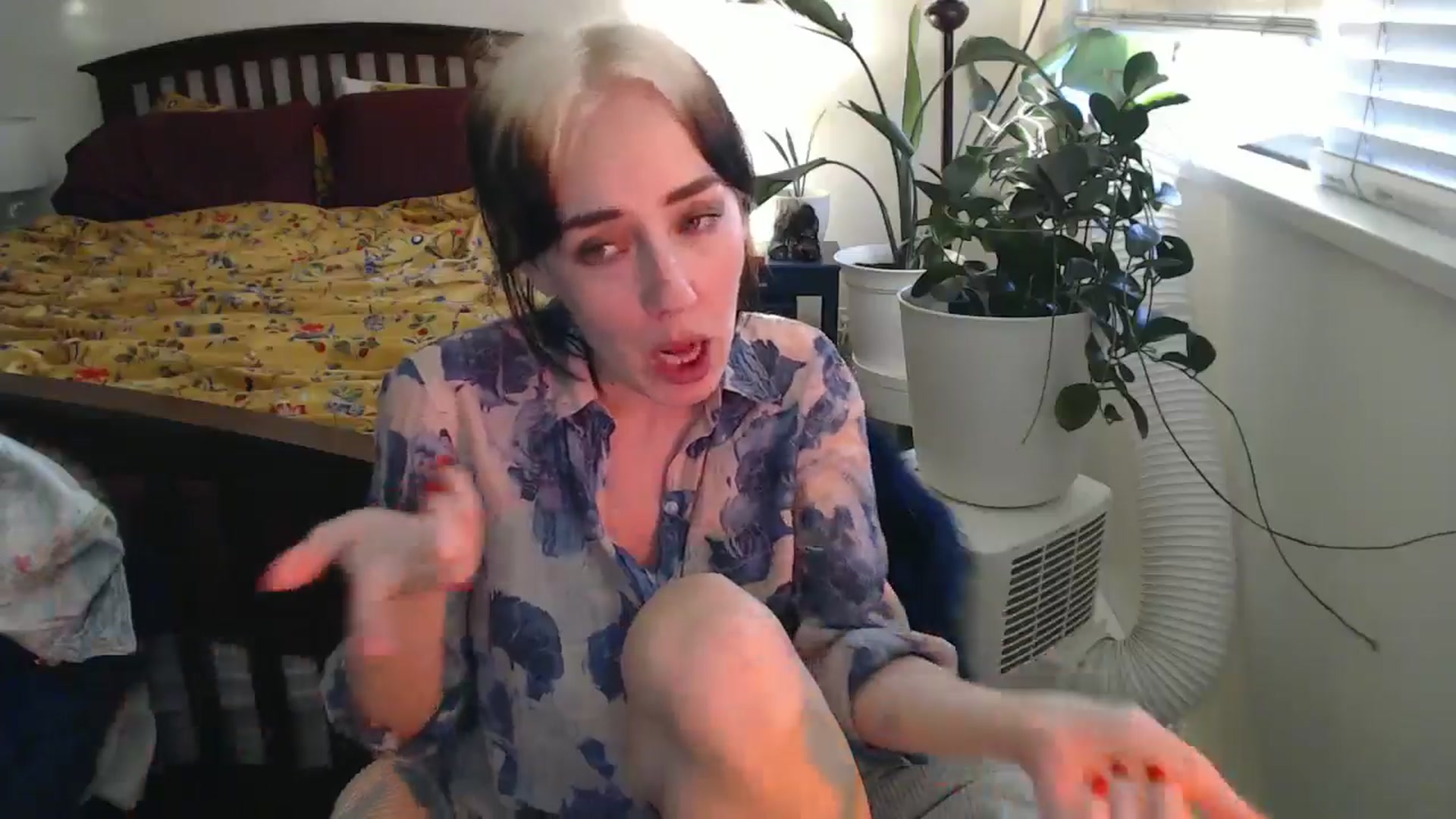 Gallery image thumbnail from AAAAAGHHHHHHH's myfreecams stream on, 07/16/2024, 04:33 image 15 of 20