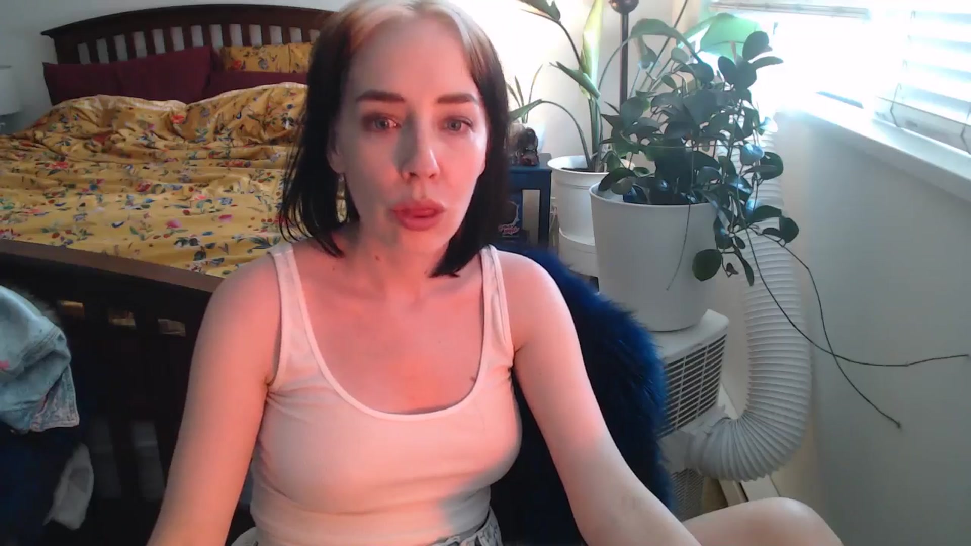 Gallery image thumbnail from AAAAAGHHHHHHH's myfreecams stream on, 07/19/2024, 02:52 image 10 of 20