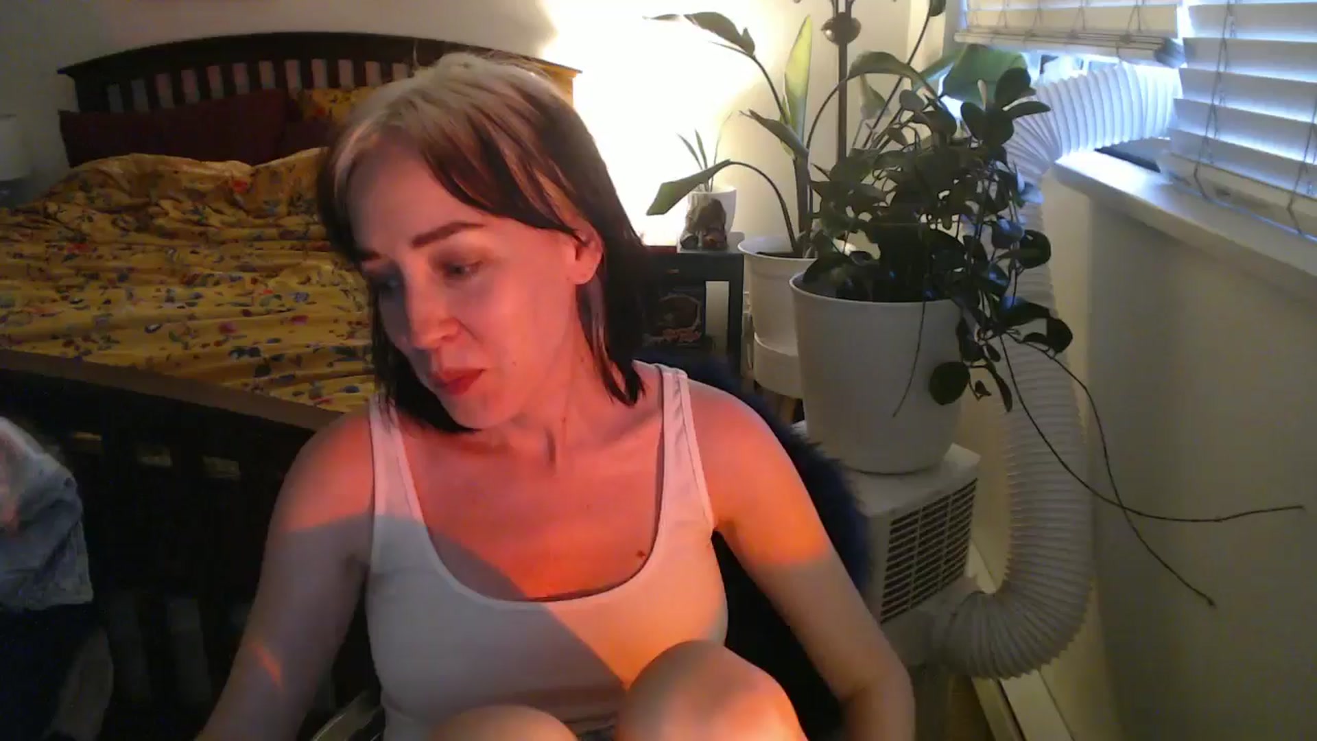 Gallery image thumbnail from AAAAAGHHHHHHH's myfreecams stream on, 07/19/2024, 04:55 image 1 of 20