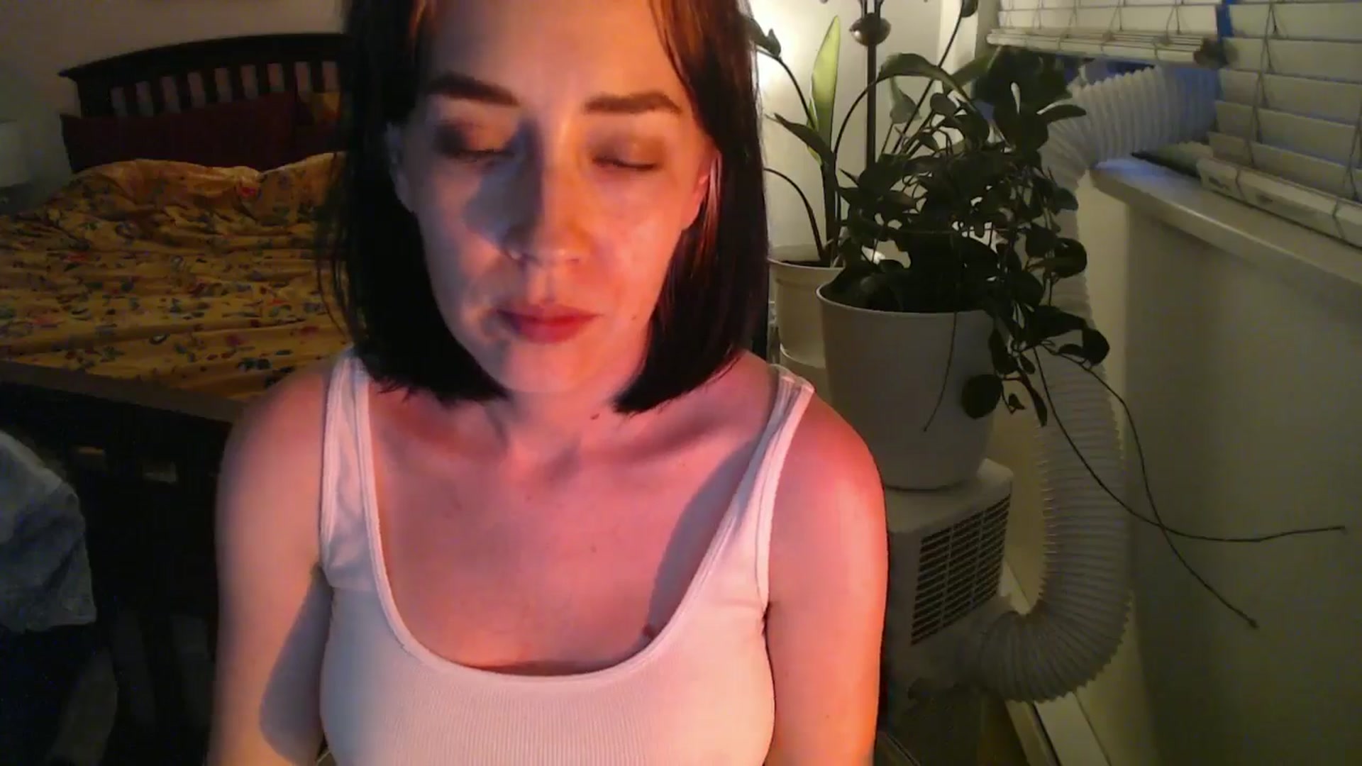 Gallery image thumbnail from AAAAAGHHHHHHH's myfreecams stream on, 07/19/2024, 04:55 image 15 of 20