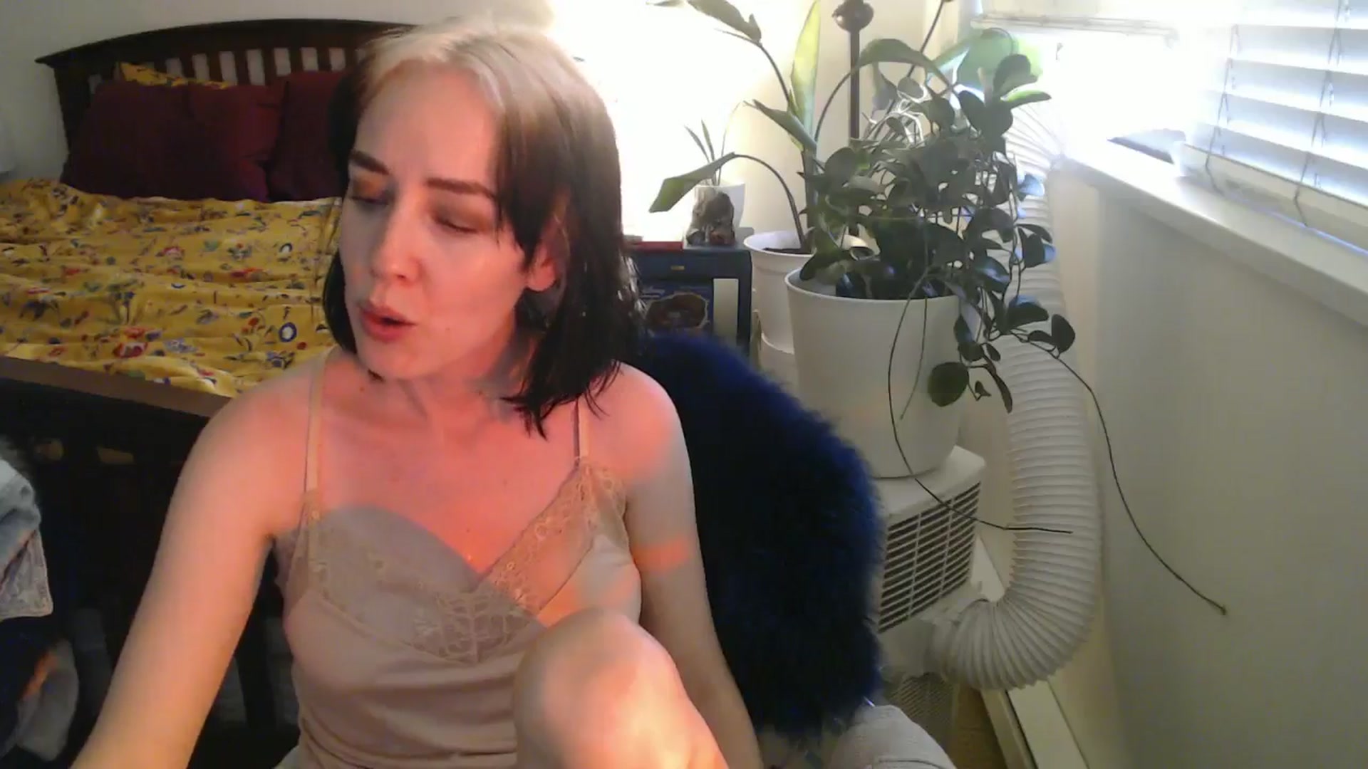 Gallery image thumbnail from AAAAAGHHHHHHH's myfreecams stream on, 07/20/2024, 04:12 image 17 of 20
