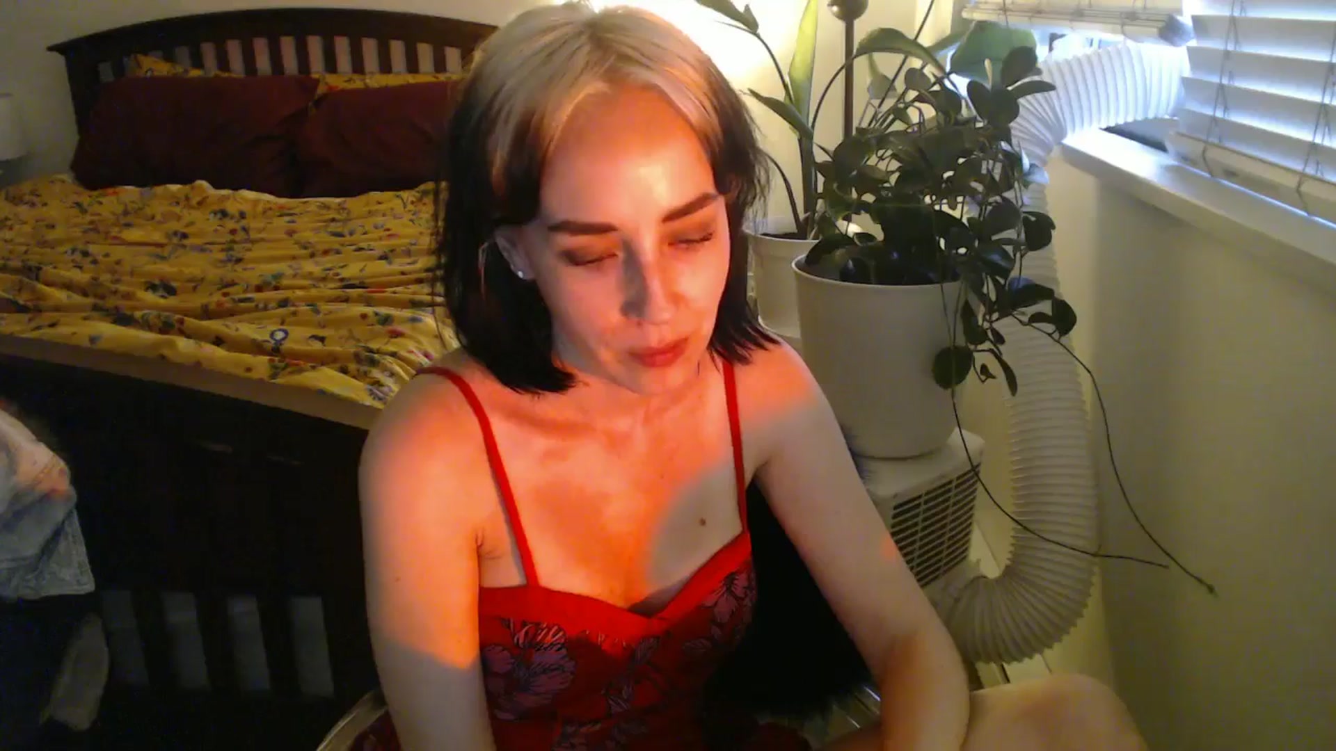 Gallery image thumbnail from AAAAAGHHHHHHH's myfreecams stream on, 07/23/2024, 05:46 image 12 of 20