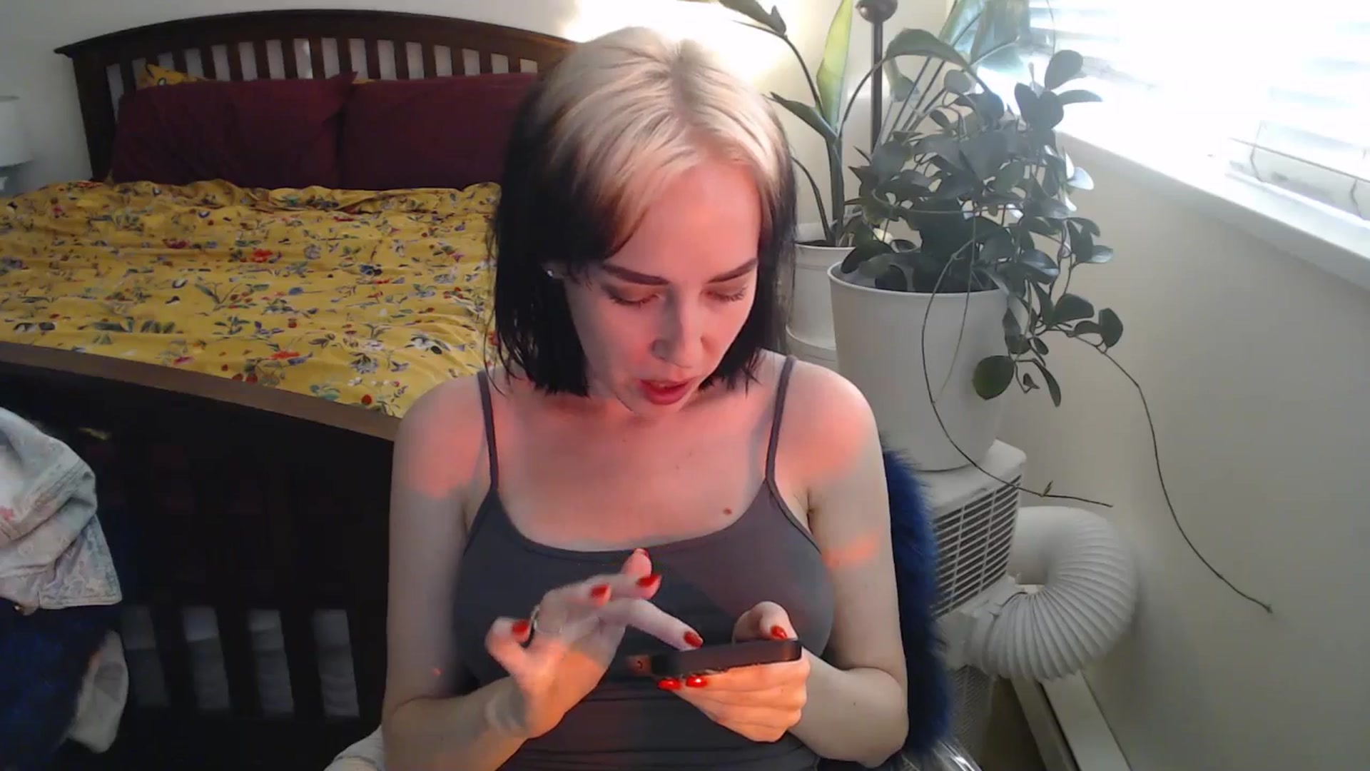 Gallery image thumbnail from AAAAAGHHHHHHH's myfreecams stream on, 07/25/2024, 04:27 image 10 of 20