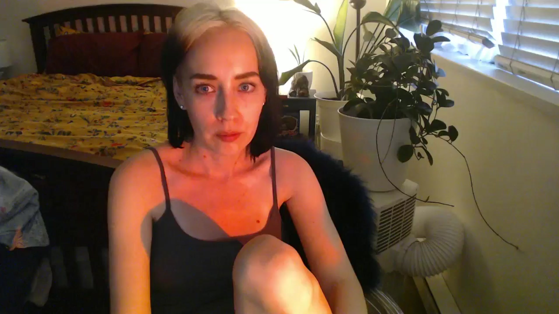 Gallery image thumbnail from AAAAAGHHHHHHH's myfreecams stream on, 07/25/2024, 04:27 image 16 of 20