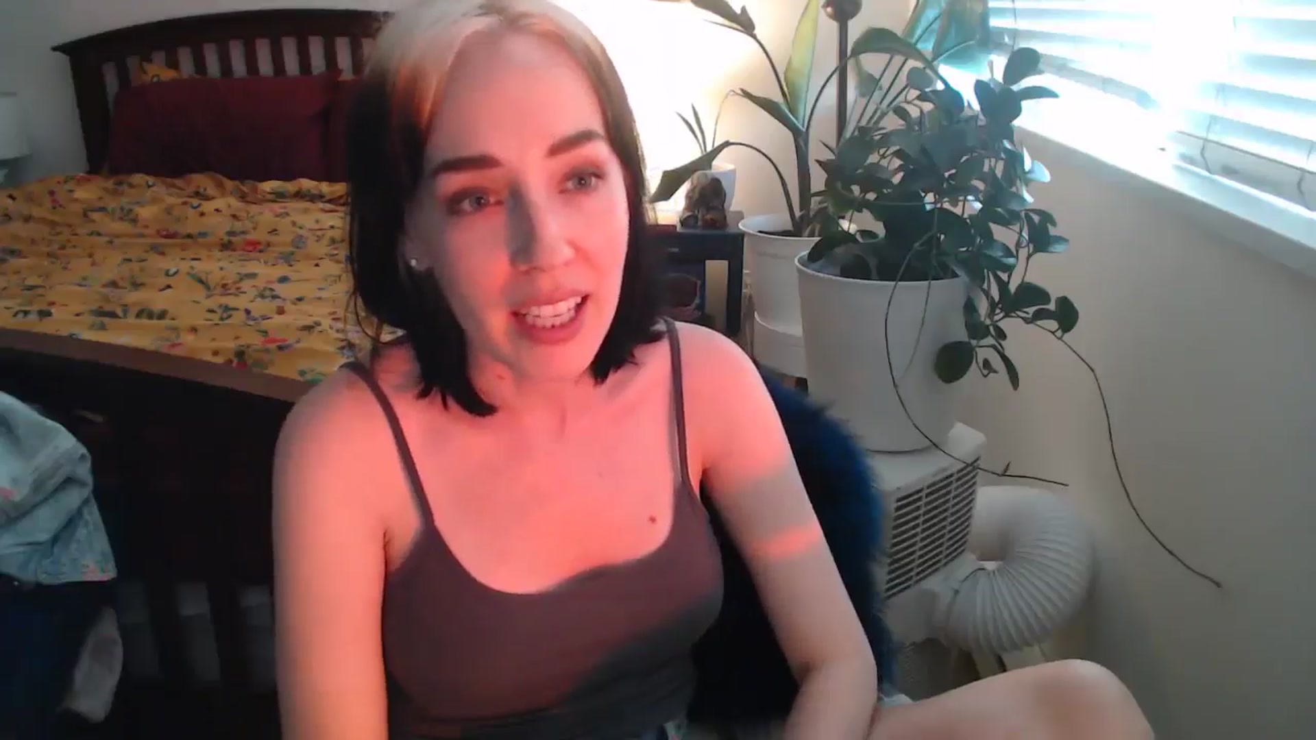 Gallery image thumbnail from AAAAAGHHHHHHH's myfreecams stream on, 07/25/2024, 04:27 image 7 of 20