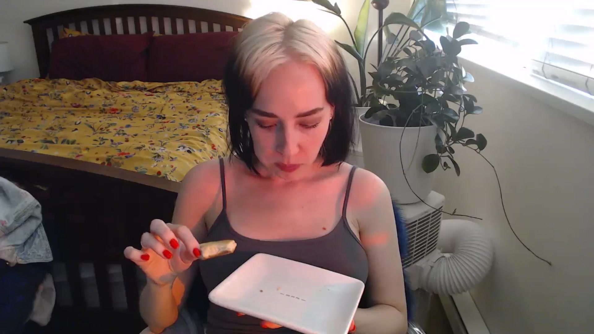 Gallery image thumbnail from AAAAAGHHHHHHH's myfreecams stream on, 07/25/2024, 04:27 image 11 of 20
