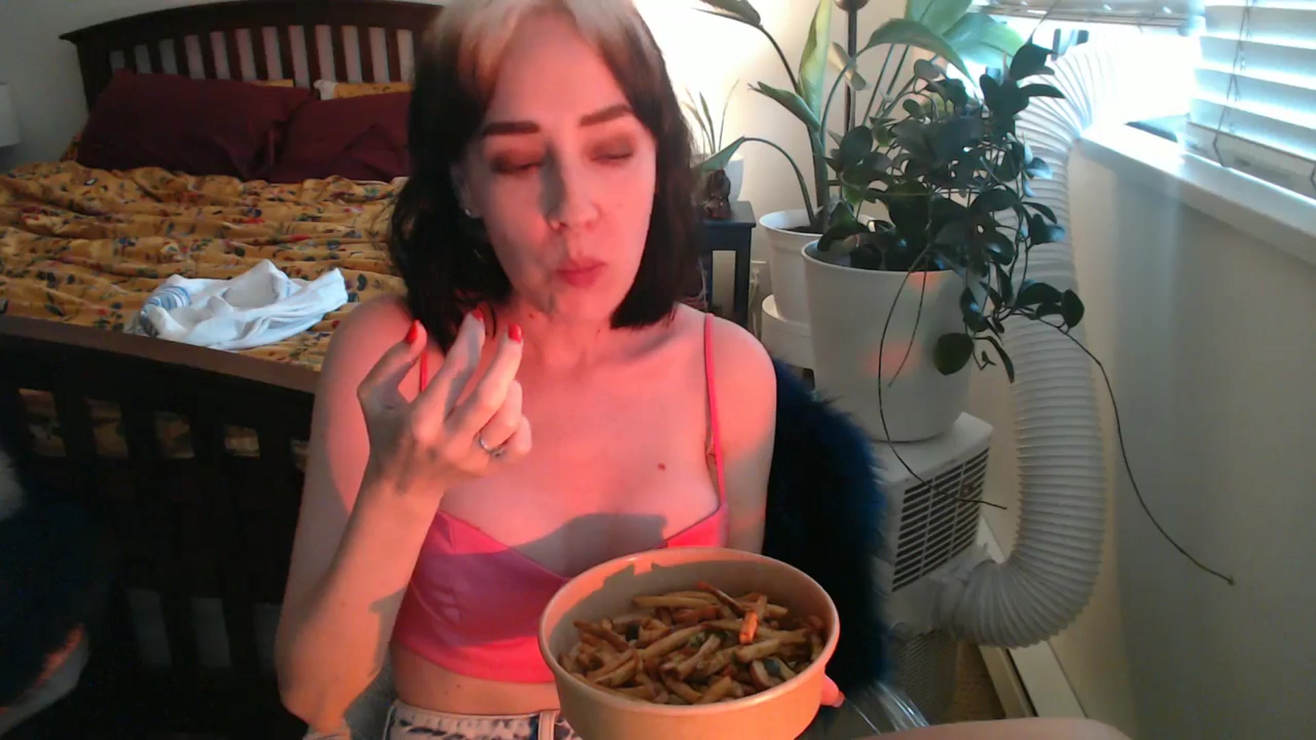 Gallery image thumbnail from AAAAAGHHHHHHH's myfreecams stream on, 07/27/2024, 03:48 image 11 of 20