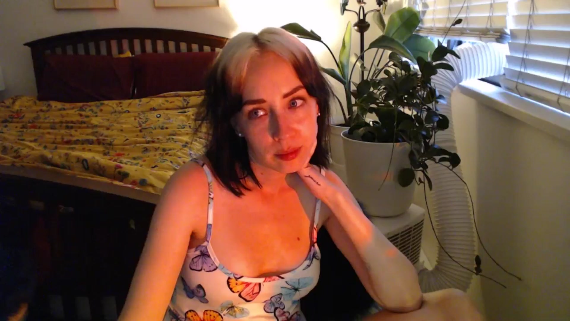 Gallery image thumbnail from AAAAAGHHHHHHH's myfreecams stream on, 08/06/2024, 03:47 image 19 of 20