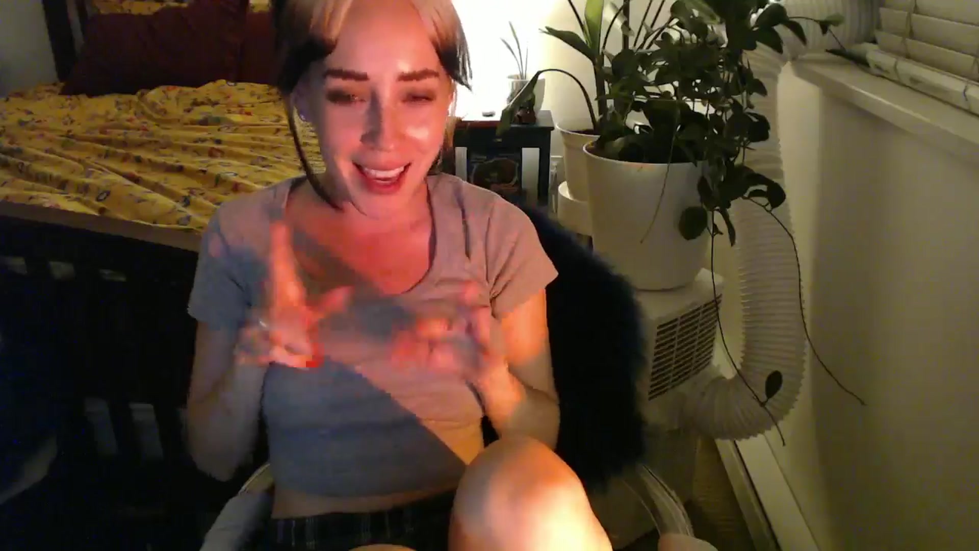 Gallery image thumbnail from AAAAAGHHHHHHH's myfreecams stream on, 08/14/2024, 05:10 image 14 of 20