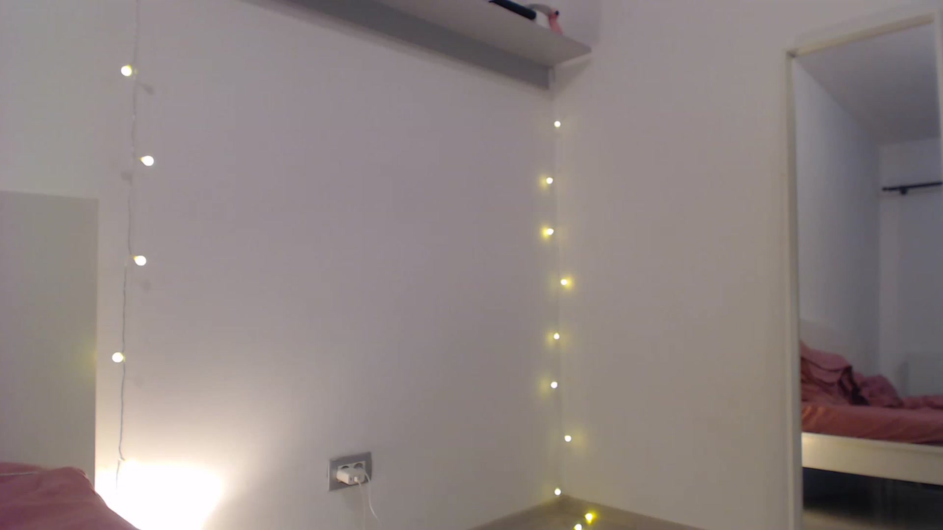 Gallery image thumbnail from AAAAVAAAA's myfreecams stream on, 12/26/2022, 16:42 image 14 of 20