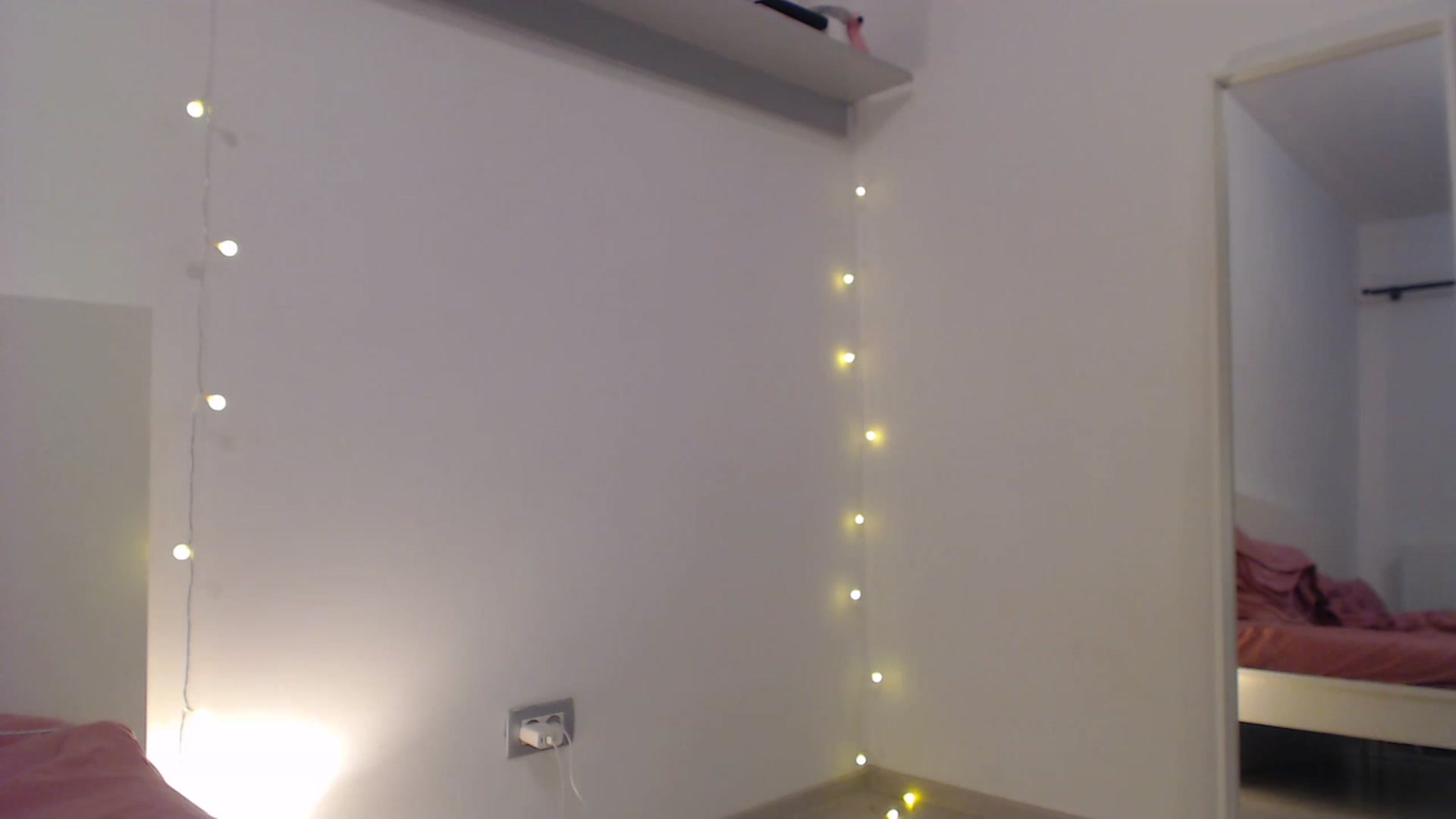 Gallery image thumbnail from AAAAVAAAA's myfreecams stream on, 12/26/2022, 16:42 image 13 of 20