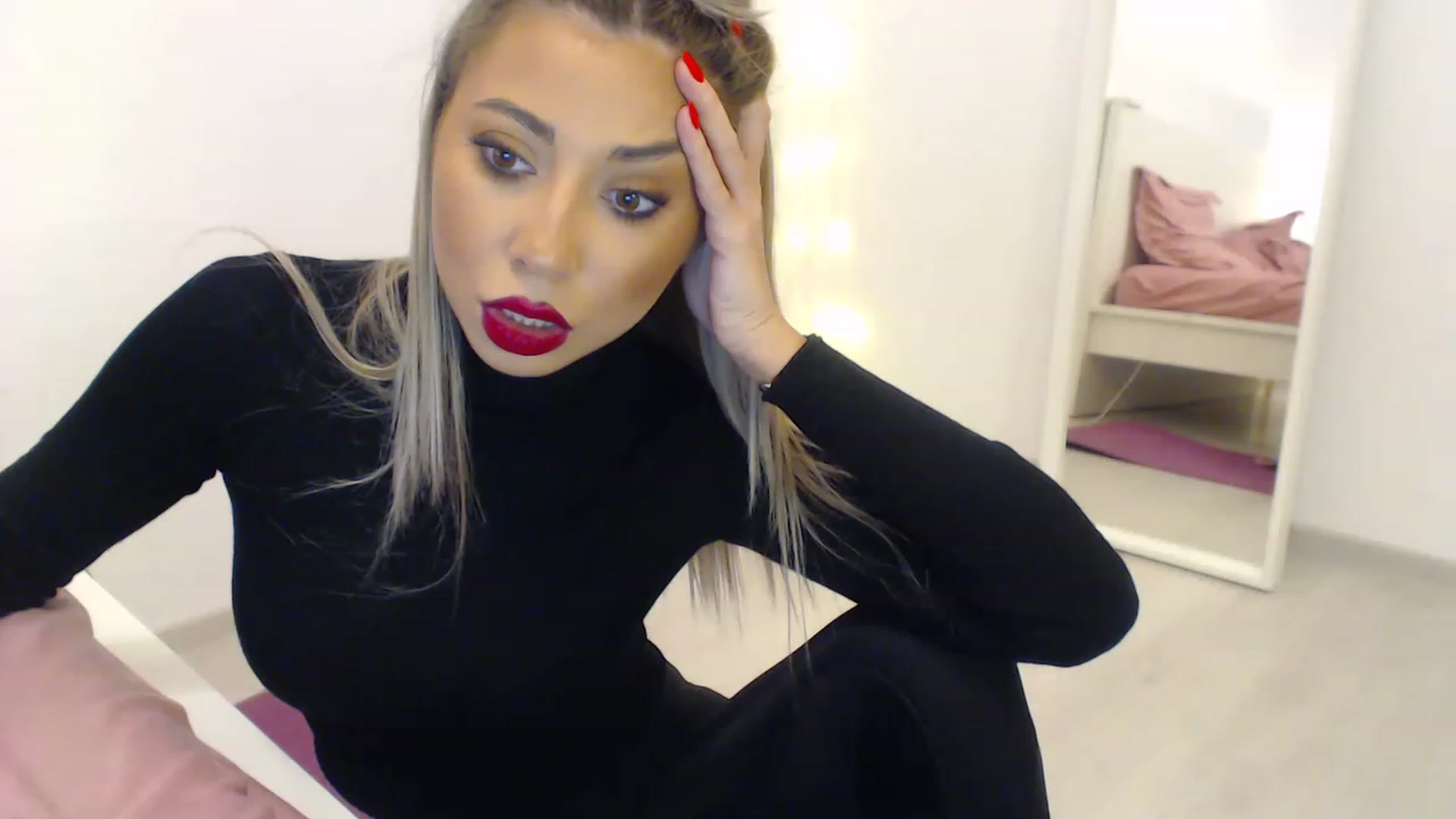Gallery image thumbnail from AAAAVAAAA's myfreecams stream on, 12/30/2022, 17:48 image 4 of 20
