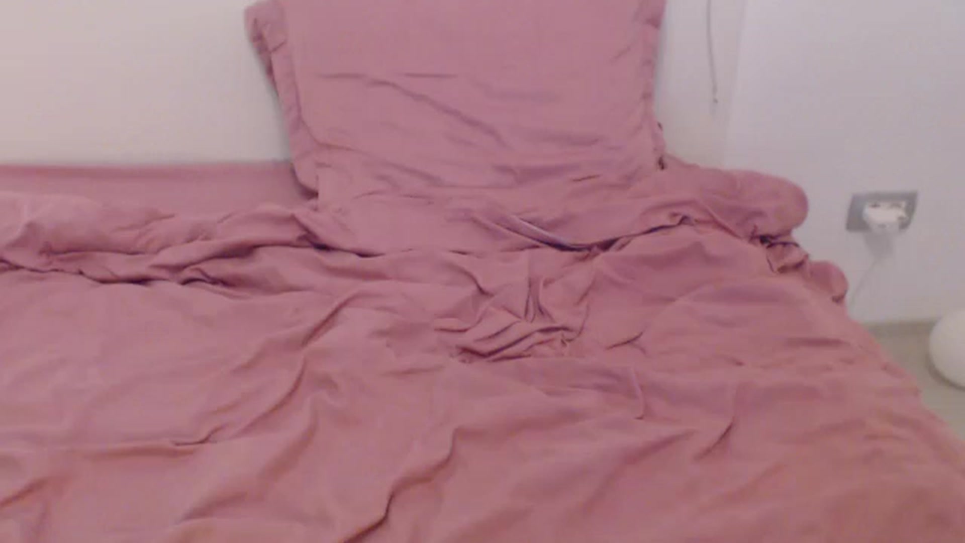 Gallery image thumbnail from AAAAVAAAA's myfreecams stream on, 01/05/2023, 18:56 image 9 of 20