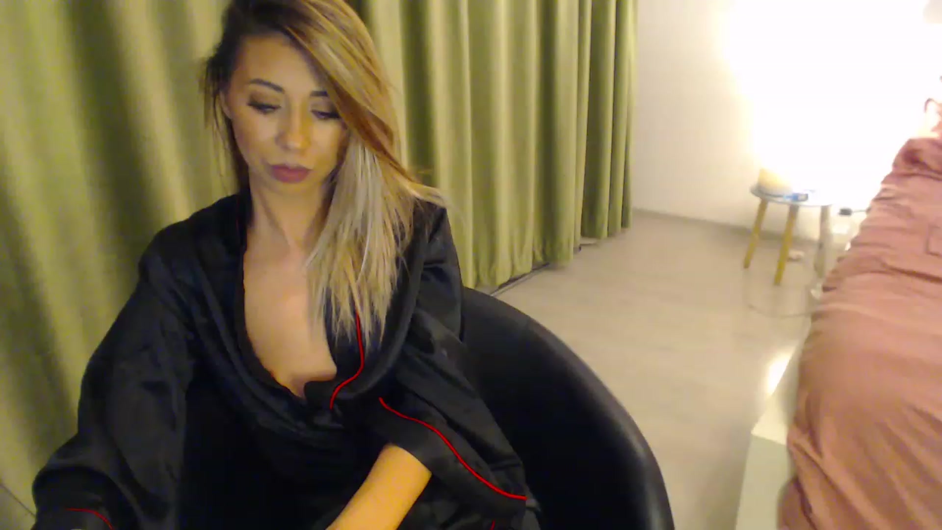Gallery image thumbnail from AAAAVAAAA's myfreecams stream on, 06/07/2023, 23:50 image 9 of 20