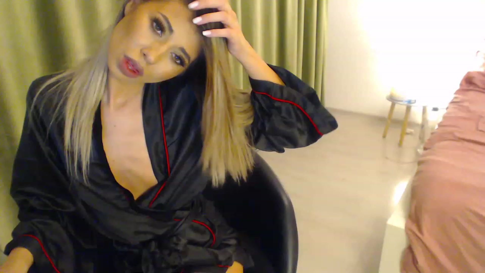 Gallery image thumbnail from AAAAVAAAA's myfreecams stream on, 06/07/2023, 23:50 image 3 of 20