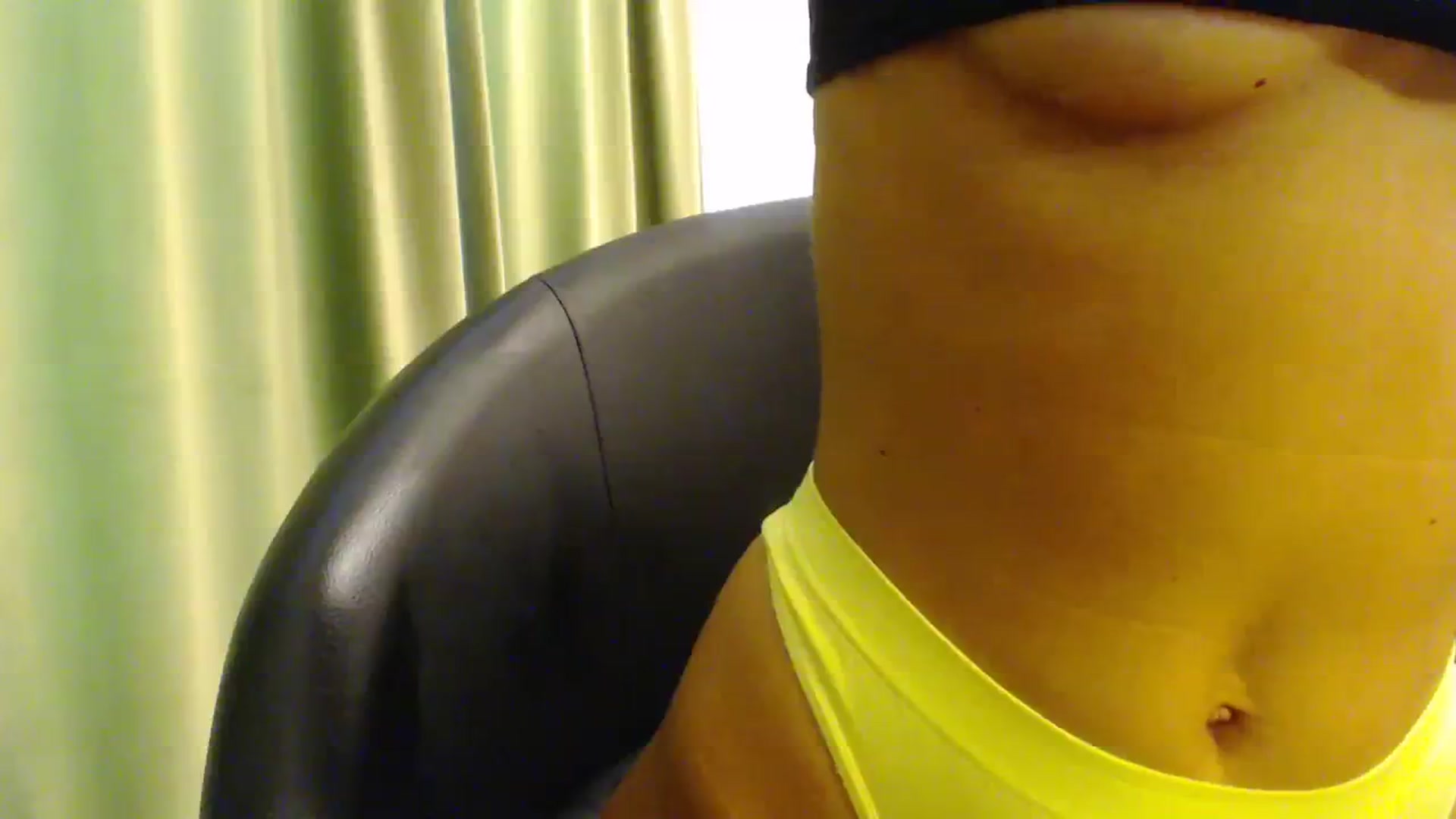 Gallery image thumbnail from AAAAVAAAA's myfreecams stream on, 08/04/2023, 15:21 image 18 of 20