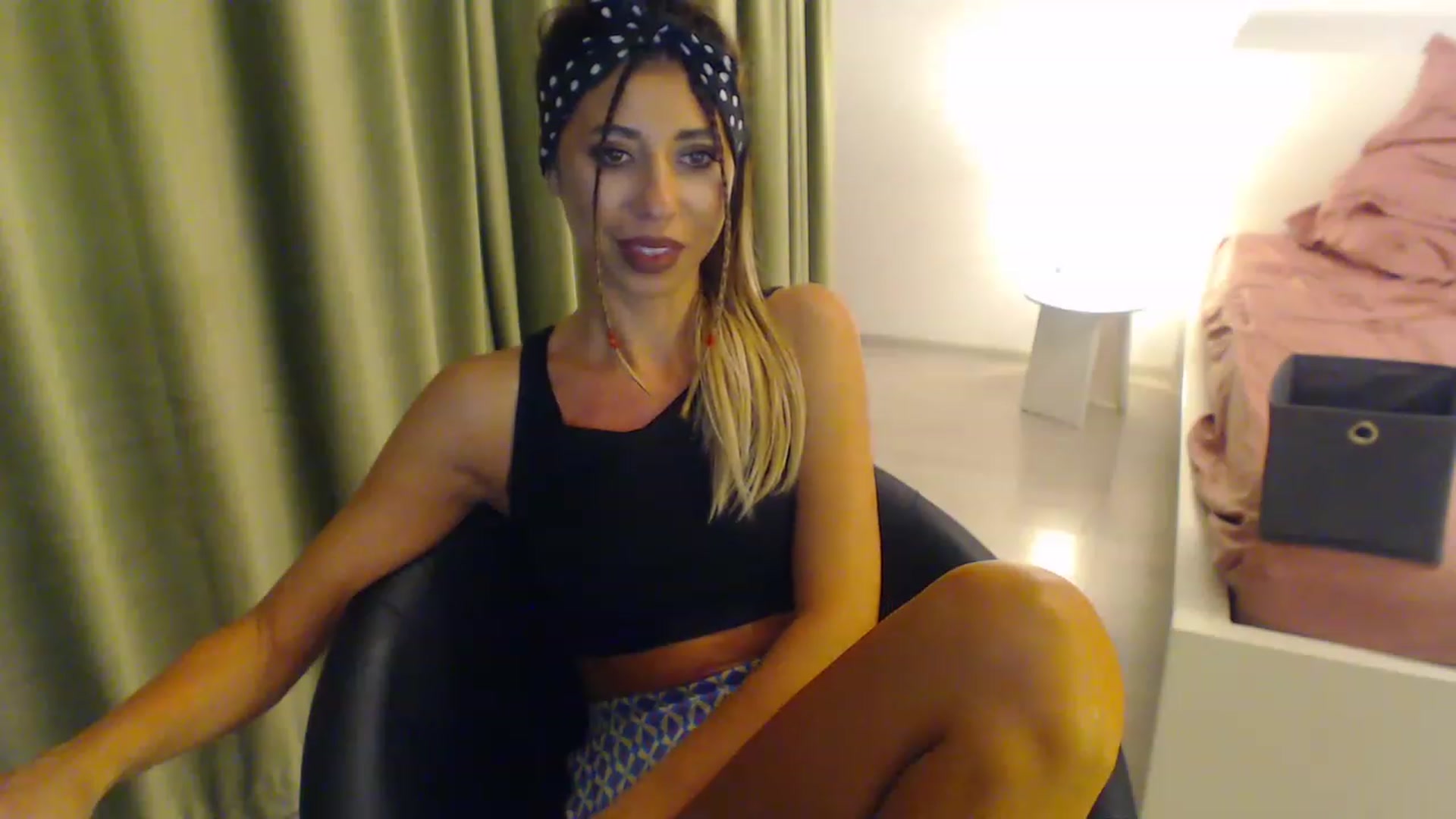 Gallery image thumbnail from AAAAVAAAA's myfreecams stream on, 08/15/2023, 23:19 image 19 of 20