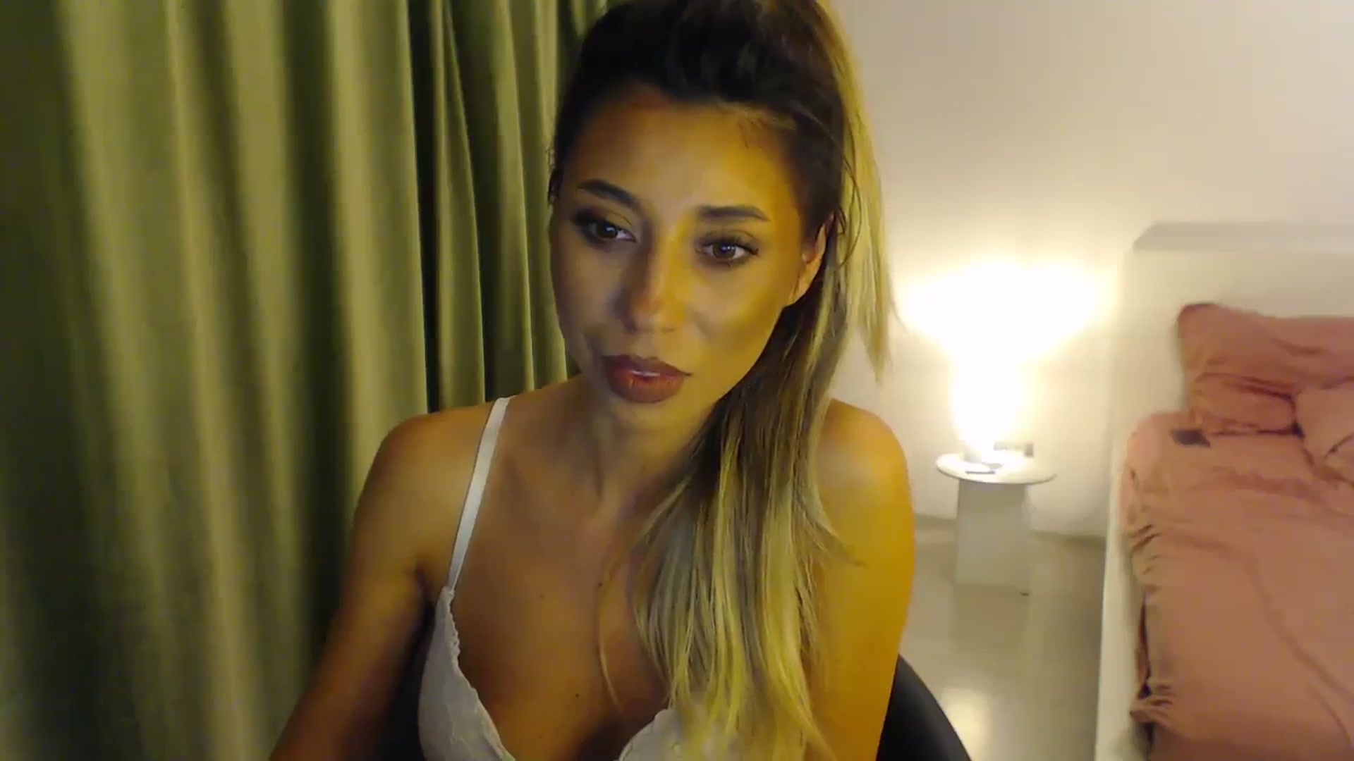 Gallery image thumbnail from AAAAVAAAA's myfreecams stream on, 08/17/2023, 21:38 image 20 of 20