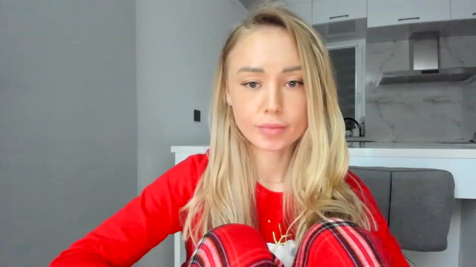 Gallery image thumbnail from AAA_Yas's myfreecams stream on, 12/05/2022, 24:01 image 2 of 20
