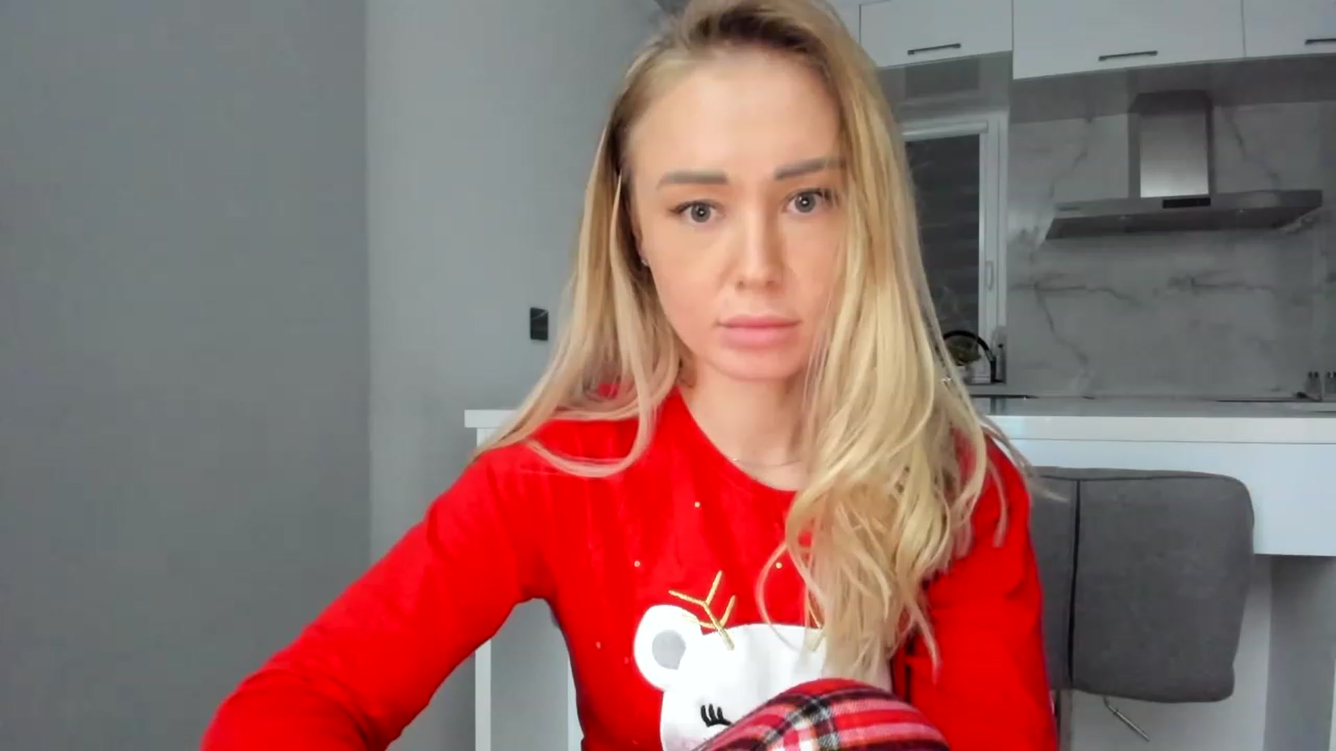 Gallery image thumbnail from AAA_Yas's myfreecams stream on, 12/05/2022, 24:38 image 6 of 20